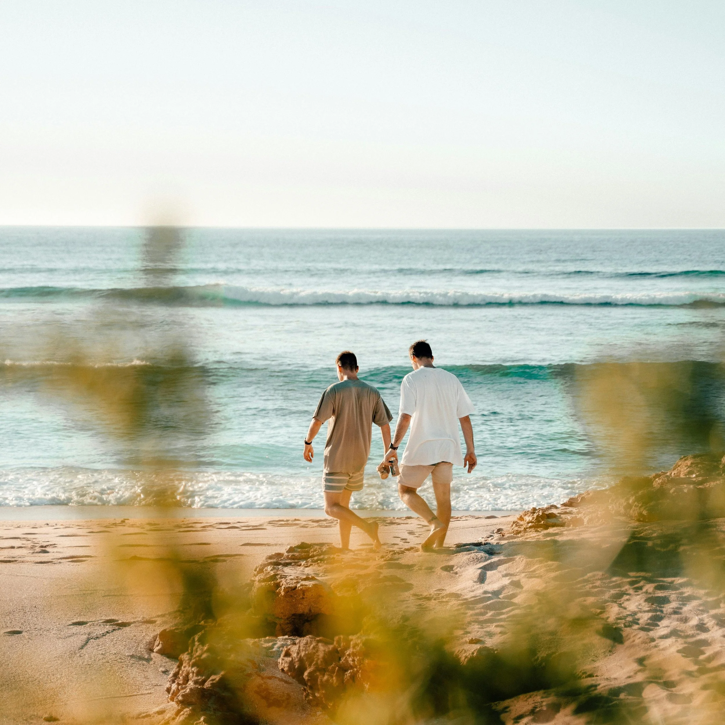&ldquo;Summertime, and the living is easy.&rdquo; ☀️🏝️🐬

#endlesssummer #splgbtqtravel