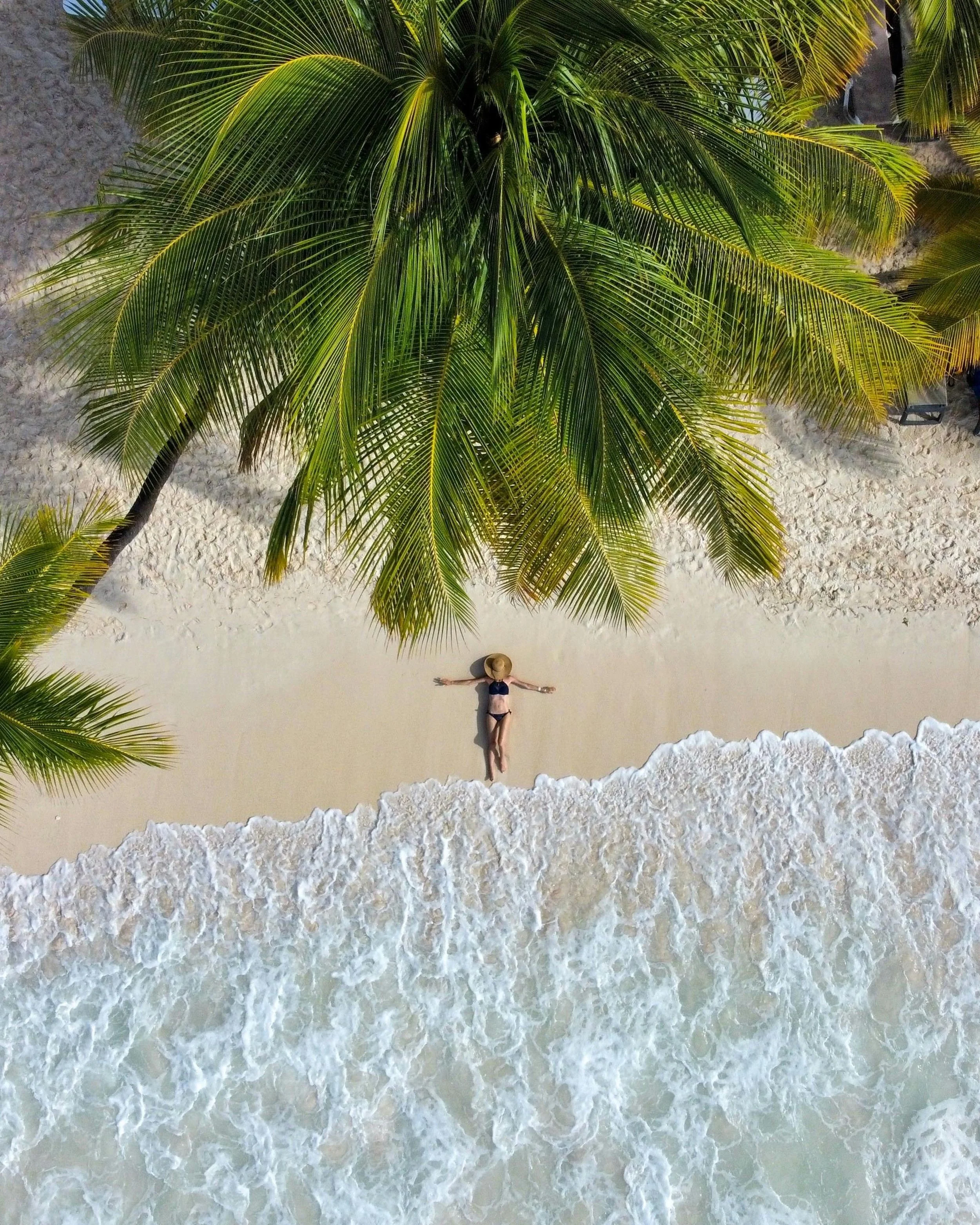 Go some place where no one knows your name. 🛫🌊

#SouthPacificEscape #RemoteParadise #HiddenShores #PacificHideaway #SecludedSouthPacific