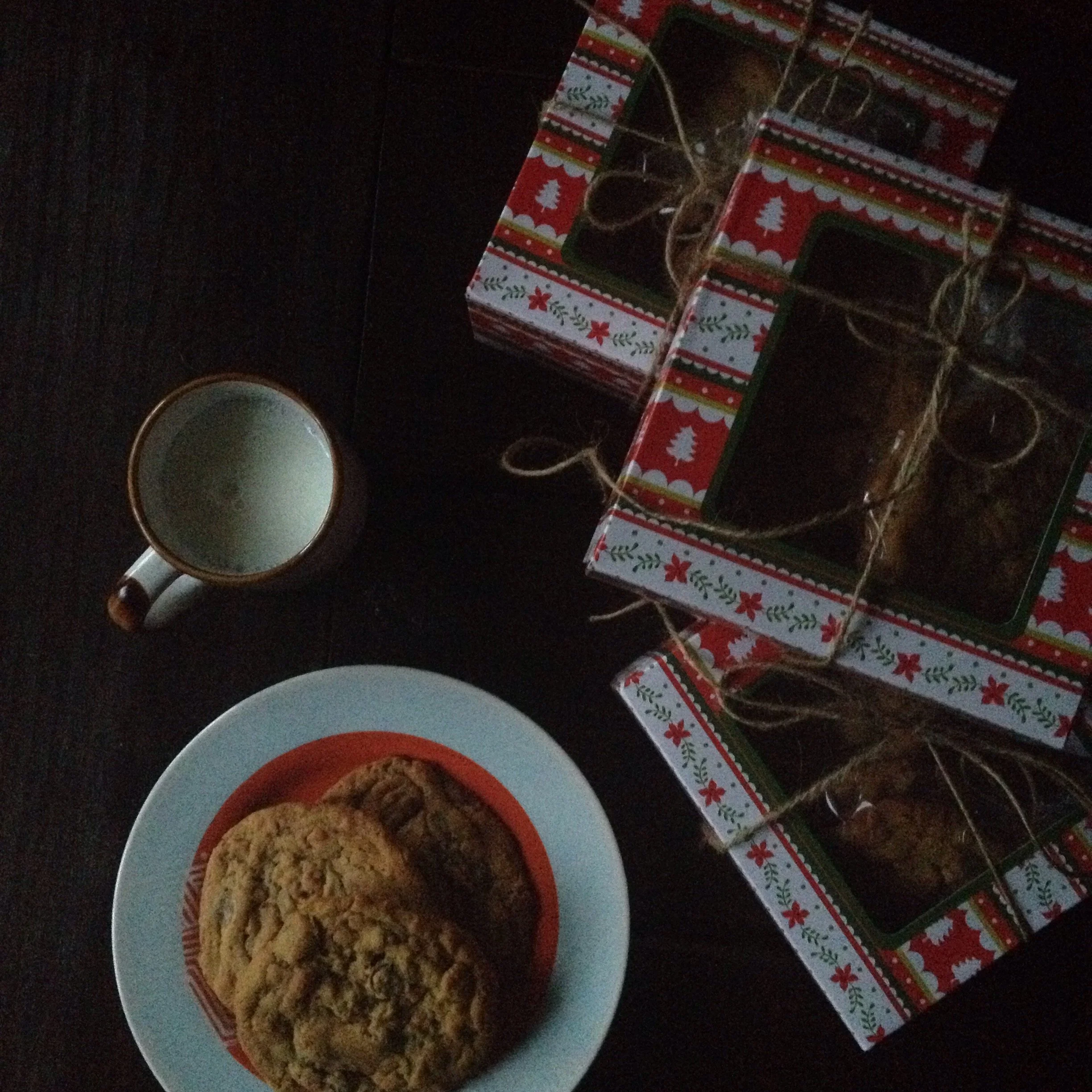 Salted Peanut Butter Chocolate Chip Oatmeal Cookies &amp; The Great Food Blogger Cookie Swap