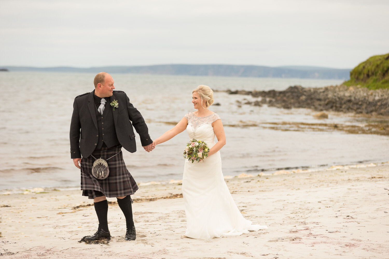 Anne-Karine & Owenâs Busta House Hotel Wedding