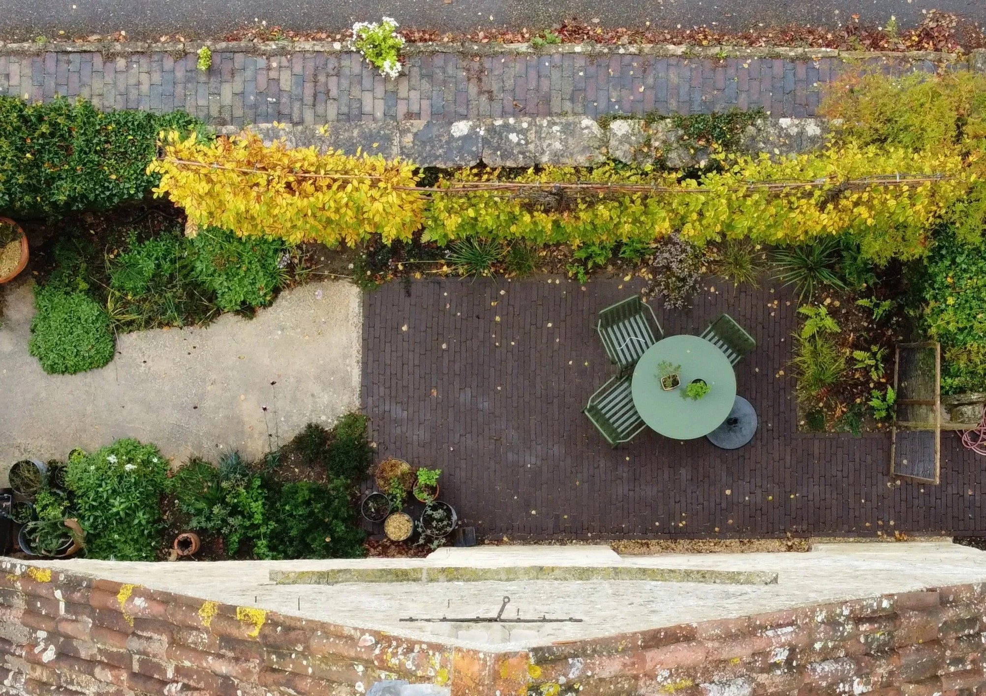 Bradford on Avon Kitchen Courtyard