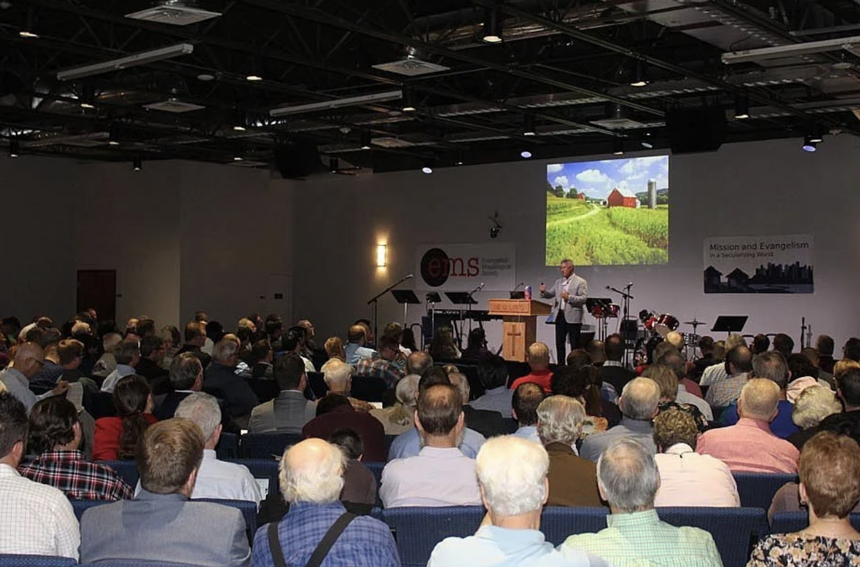Why Church Leadership Should Embrace Both Tradition and Innovation