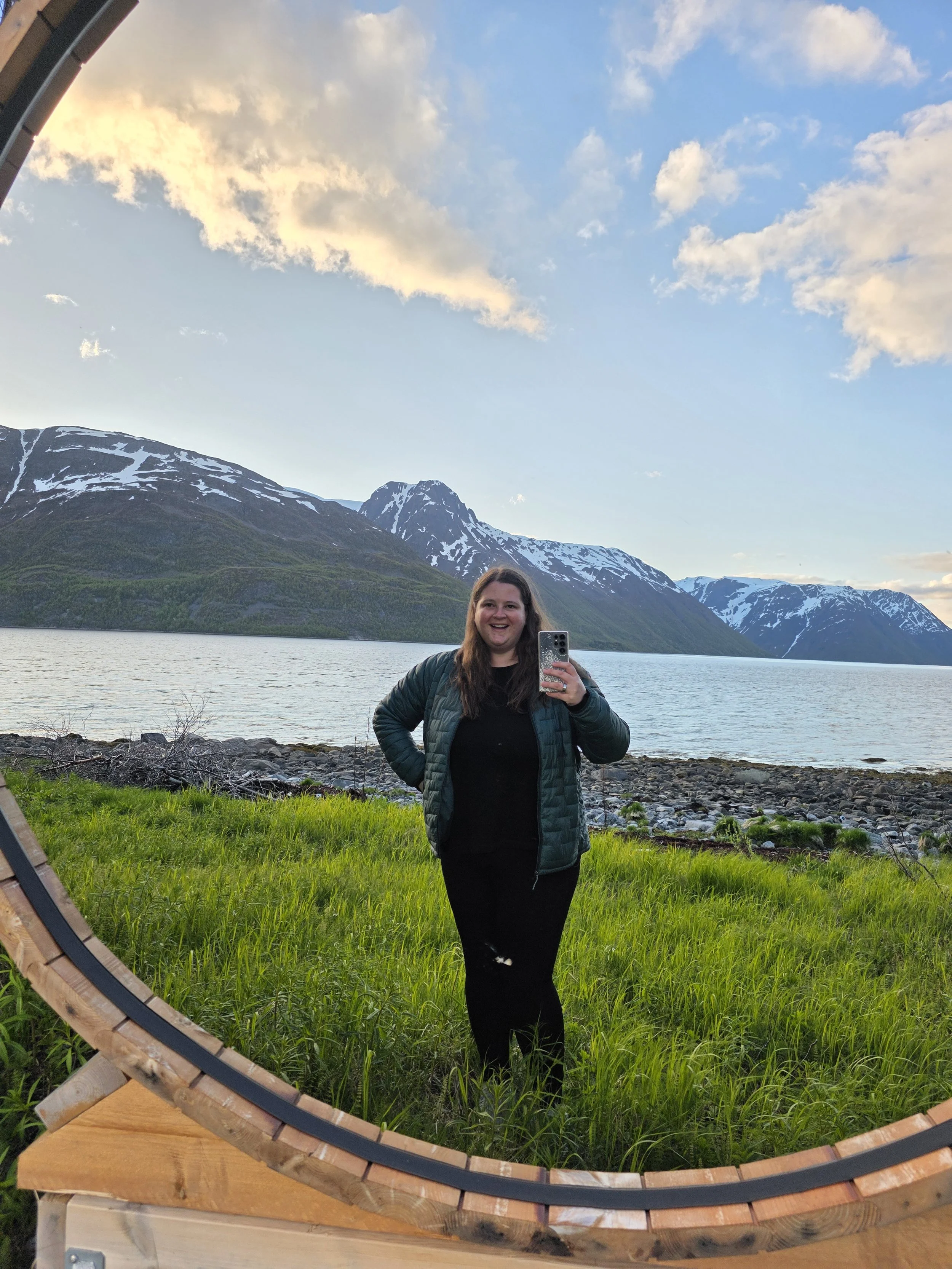 Nadia at Isbreen.jpg