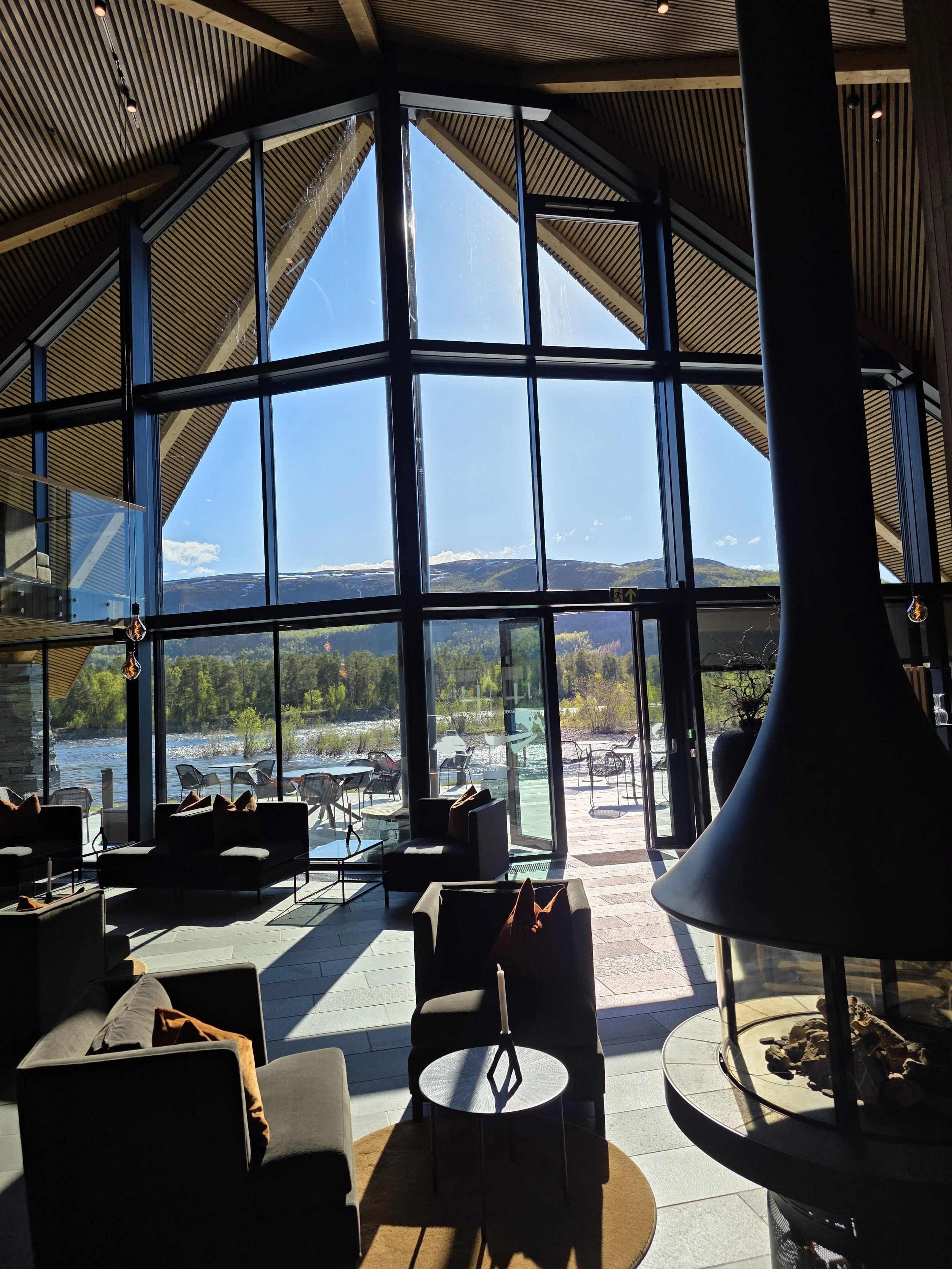 Sorrisniva Alta Lobby.jpg