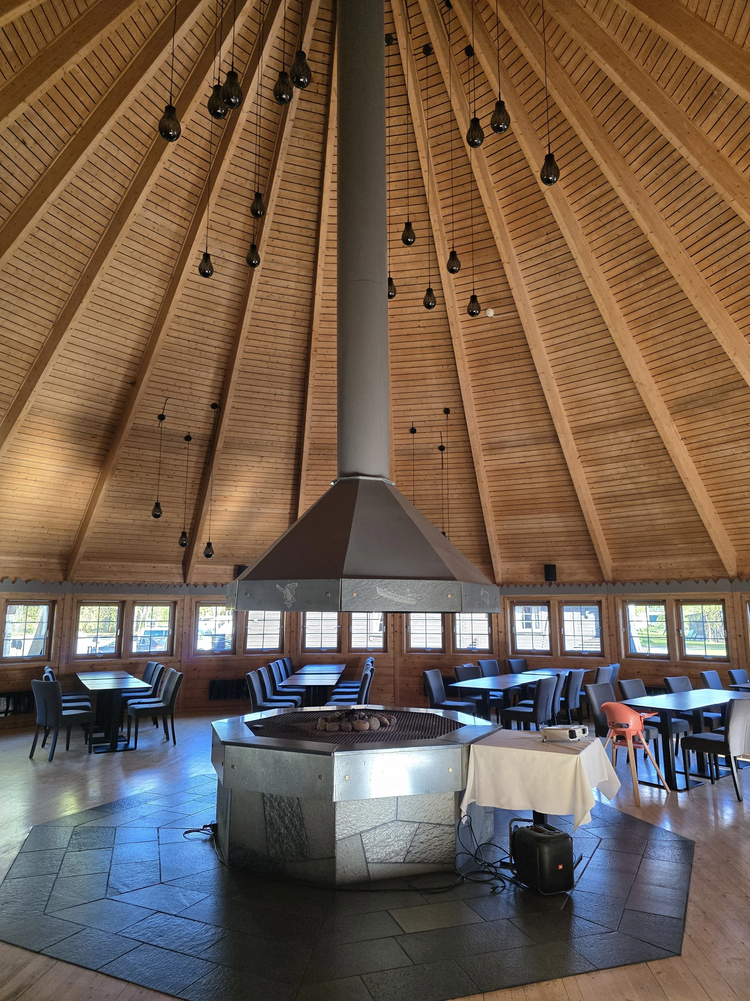 Sorrisniva Alta Dining.jpg
