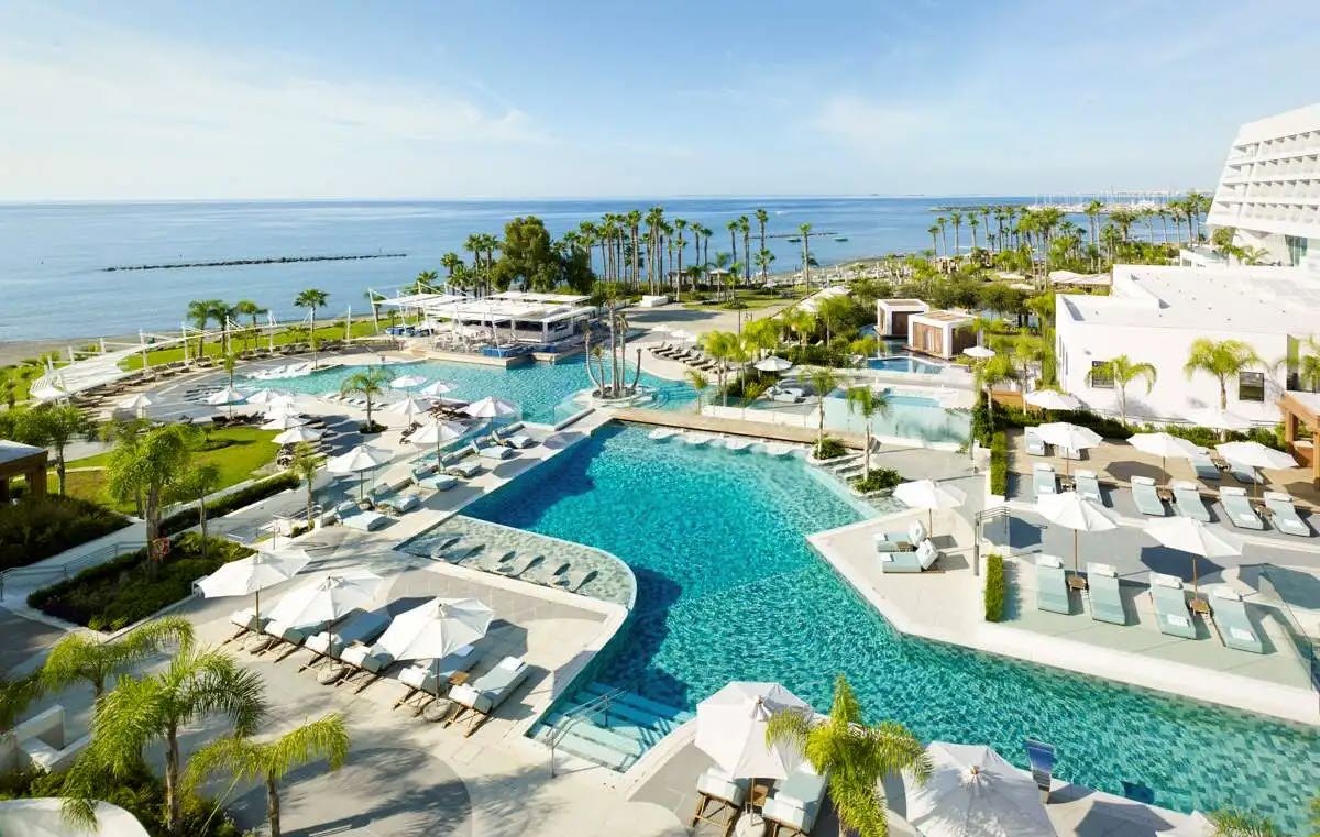Parklane Pools.jpg