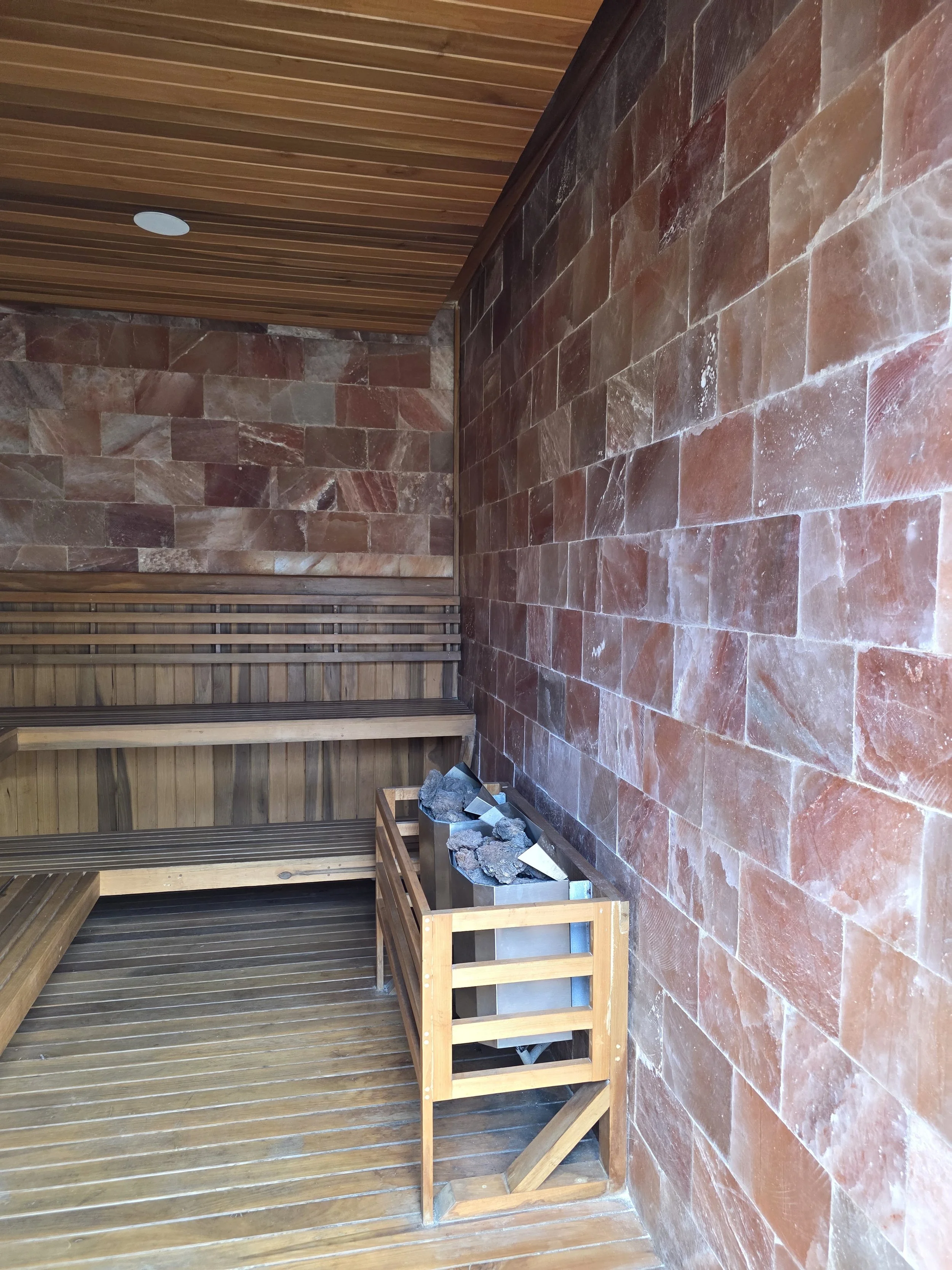 Susurros del Corazón Salt Sauna.jpg