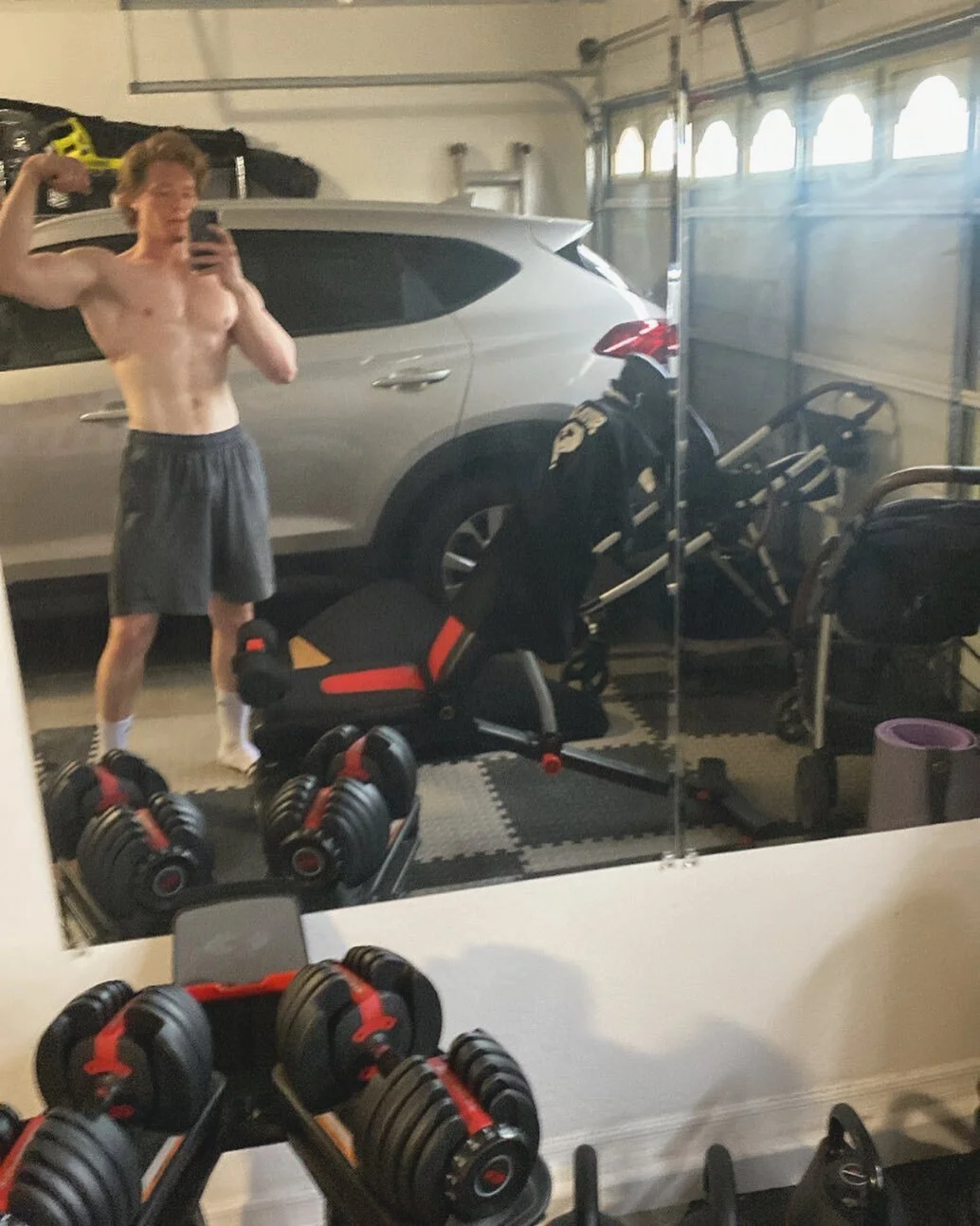Post AM workout 

During this new season of my life, I can learn to adapt to the changes, or let the changes adapt me. No one&rsquo;s telling me to keep eating healthy or exercise, but that motivates me more. Self discipline is more rewarding that I 