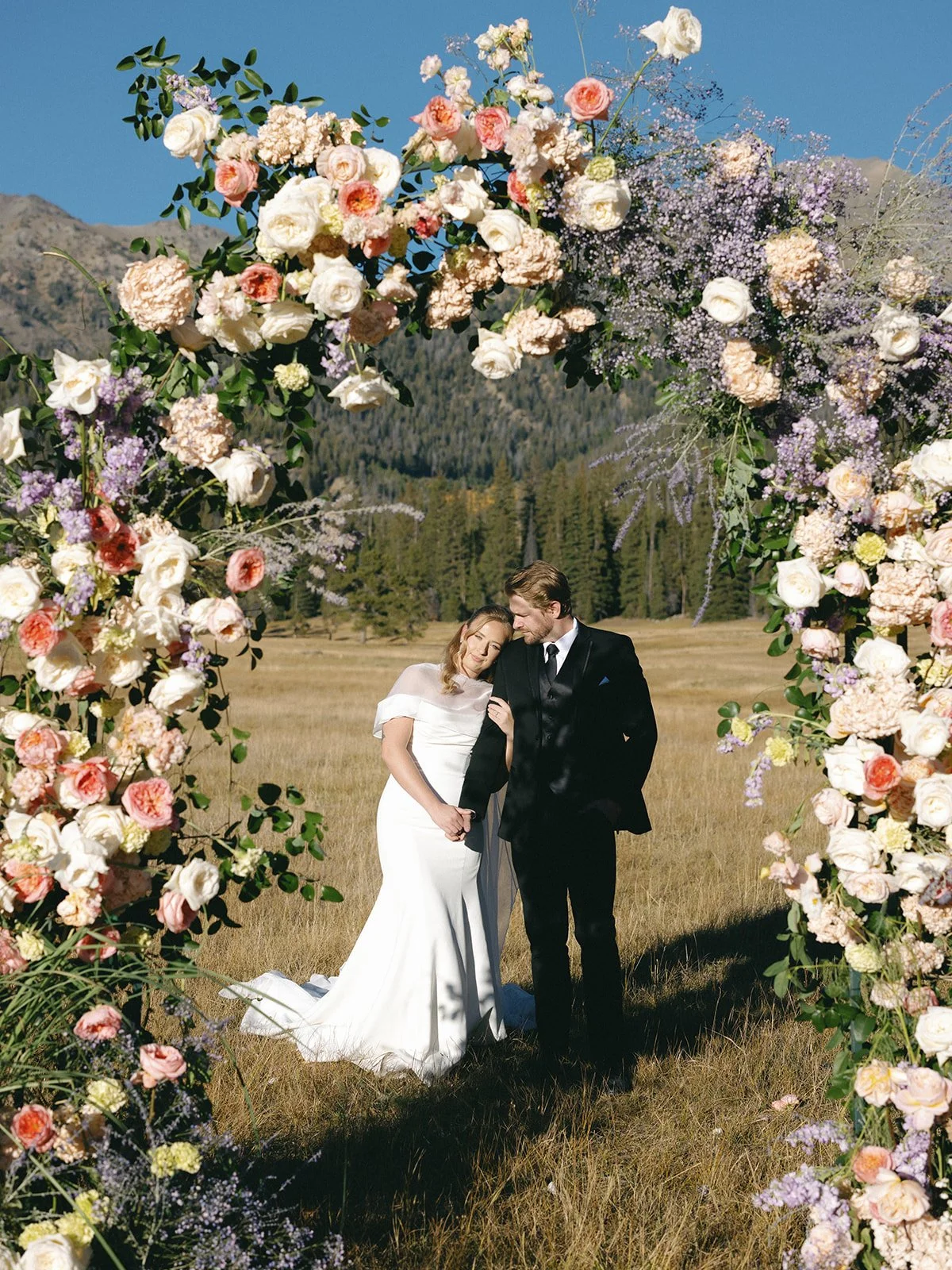 galena-lodge-bailly-spencer-elopement-intimate-wedding-celebration-sun-valley-idaho-kayla-lucio-photo-worldwide-photographer-colorful-blooms-floral-arch-80.jpg