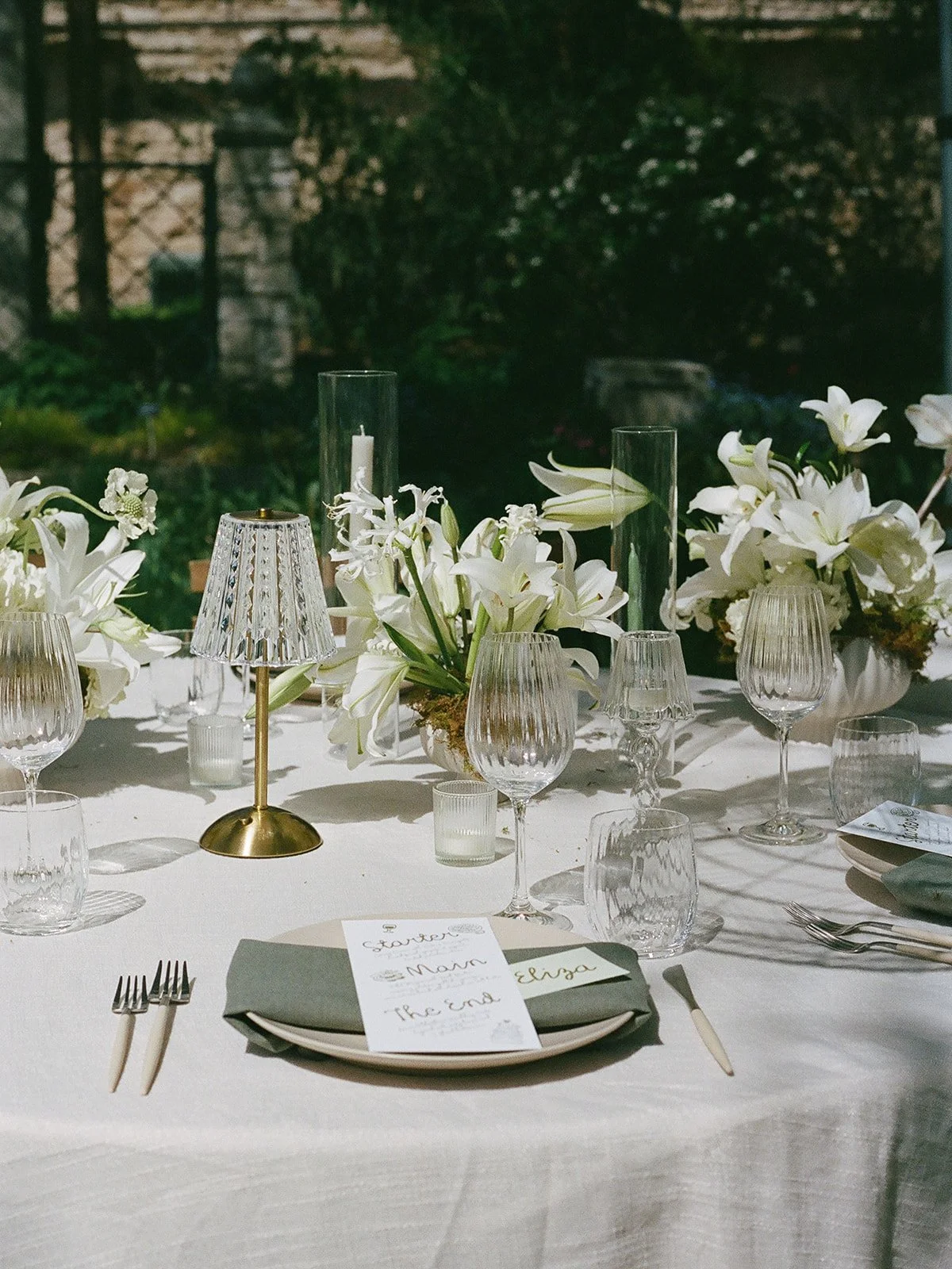 tuscan-inspired-wedding-editorial-boise-idaho-italy-kayla-lucio-photo-cedar-box-blooms-sage-weddings-events-botanical-gardens-lily-floral-heavy-intimate-dinner-party-60.jpg