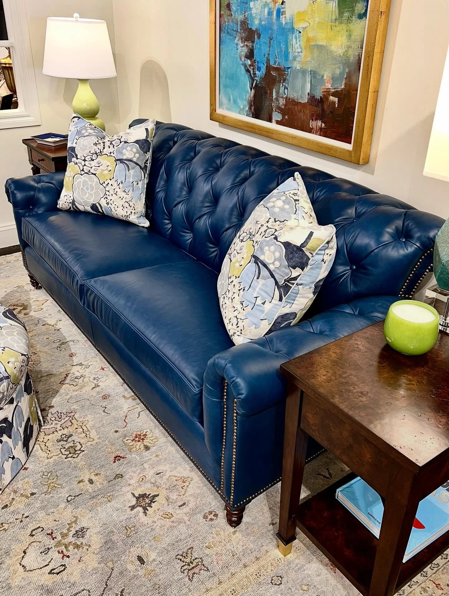With it’s luxury leather, deep buttoning, detailed carving, and exquisite American craftsmanship, this sofa is sure to provide classic comfort for generations to come! 
#leathersofa #leathertuftedsofa #chesterfield #chesterfieldsofa #heirloomq