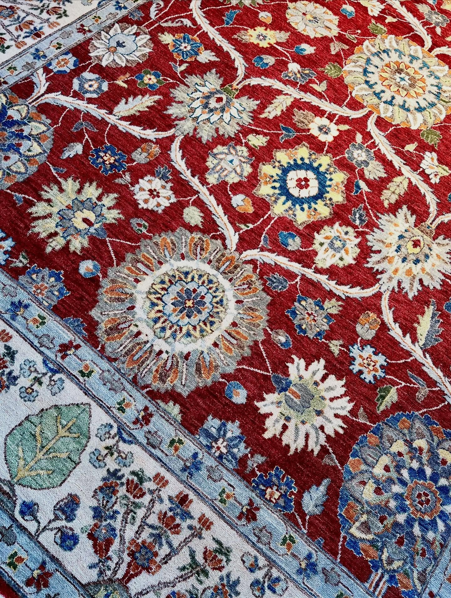 Looking for something new to spruce up your holiday decor that you will enjoy everyday and will last for generations to come? Look no further! This is it!

#newarrivals #handmaderugs #designerrug #heirloomquality #futureheirlooms