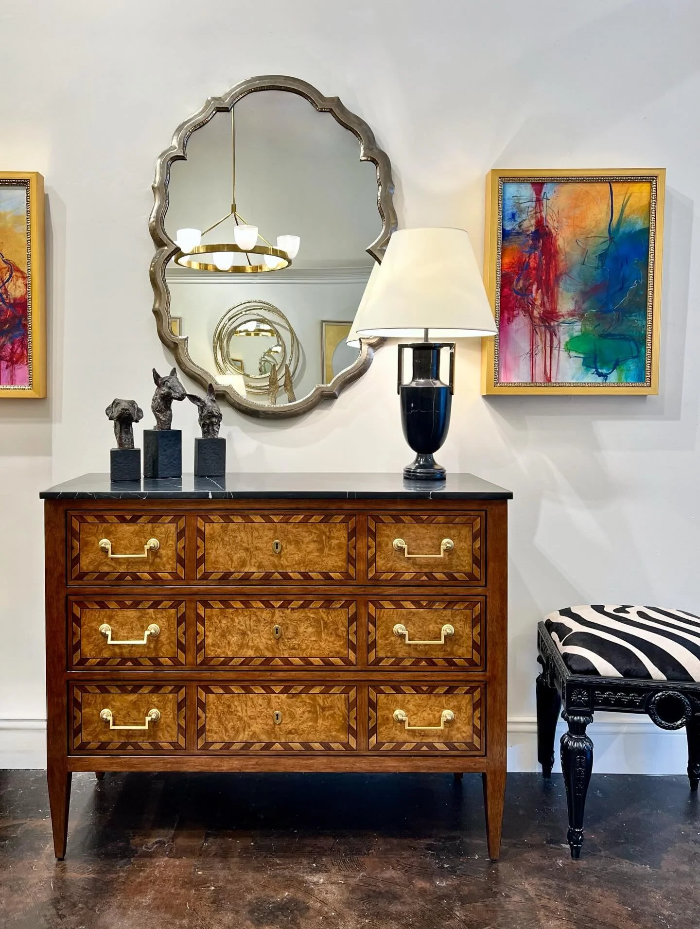 This beautiful adaptation of an Italian Neoclassical original of the 19th Century is ready to stun in your home! Its honed marble top rests over drawer and side insets of veneered cherry, incised with intricate inlays of ebony and holly. 

#futureant