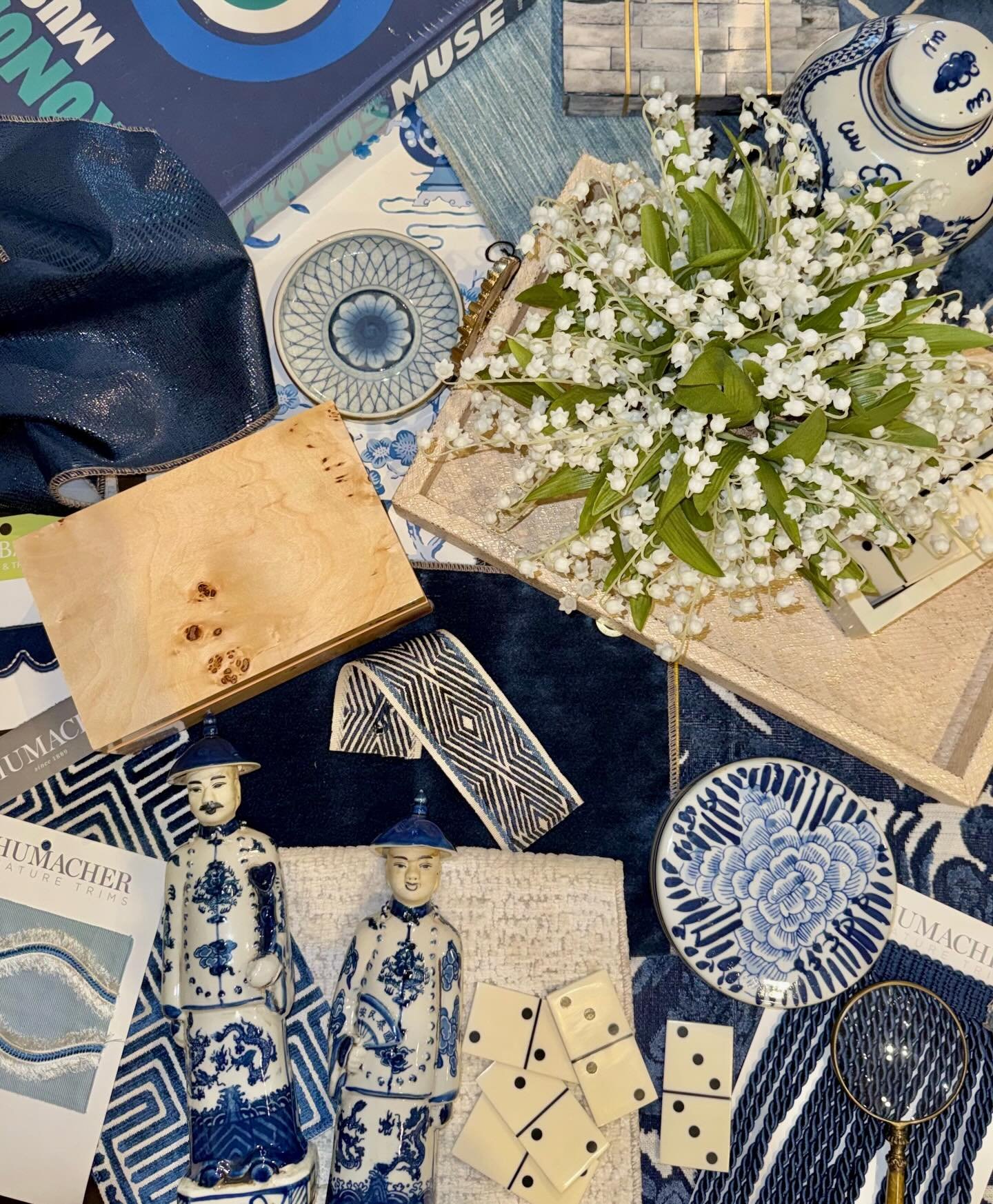 Blue and white perfection! 💙🤍

#blueandwhiteporcelain #blueandwhite #blueandwhitedecor #mytradhome #traditionaldecor