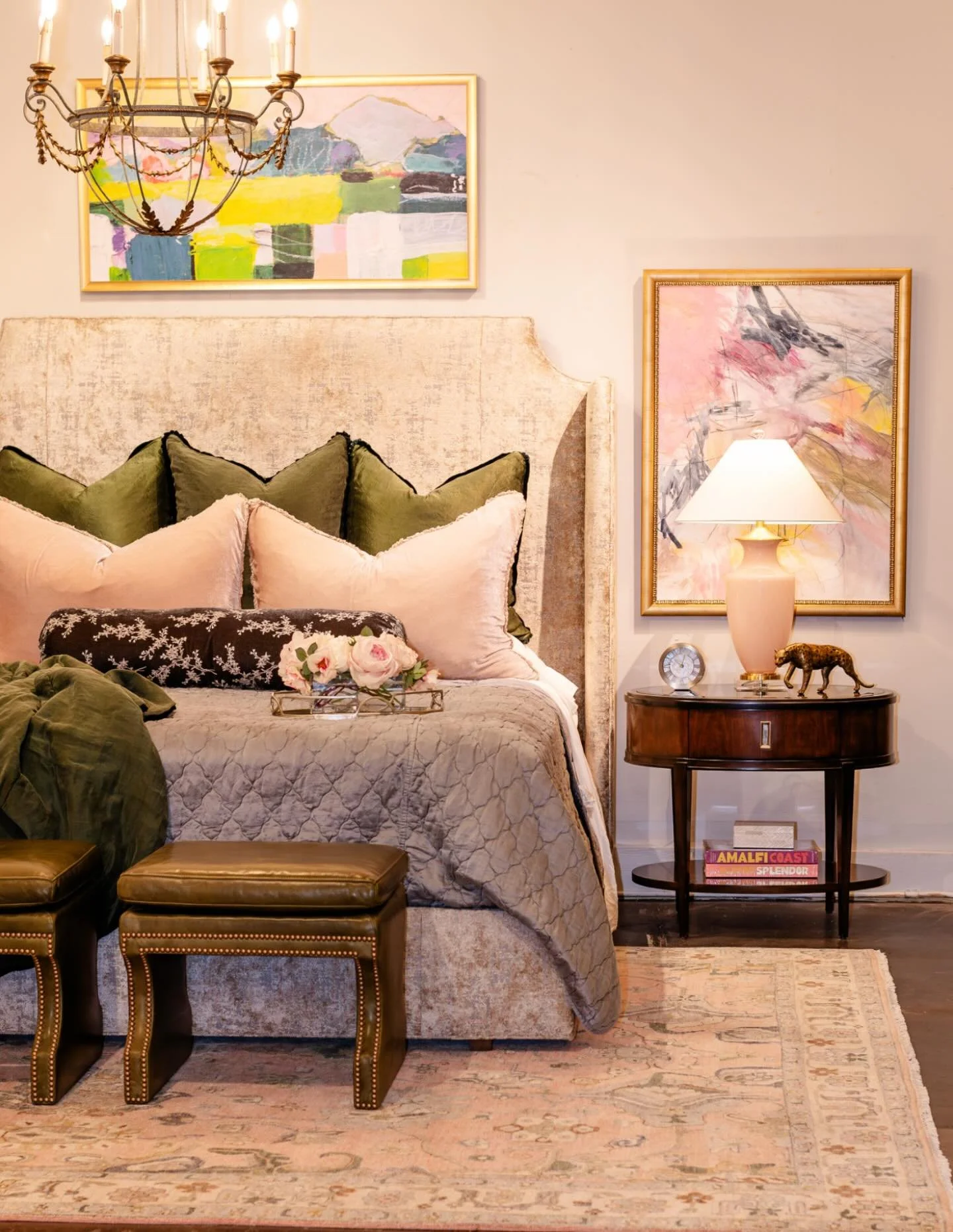 Celebrate the individual you are with a home that is as unique as you! Finding and creating one-of-a-kind pieces and spaces is our passion!

#oneofakind #decorateforyou #lovewhatmakesyouhappy #bellanotte #livableluxury @bellanottelinens