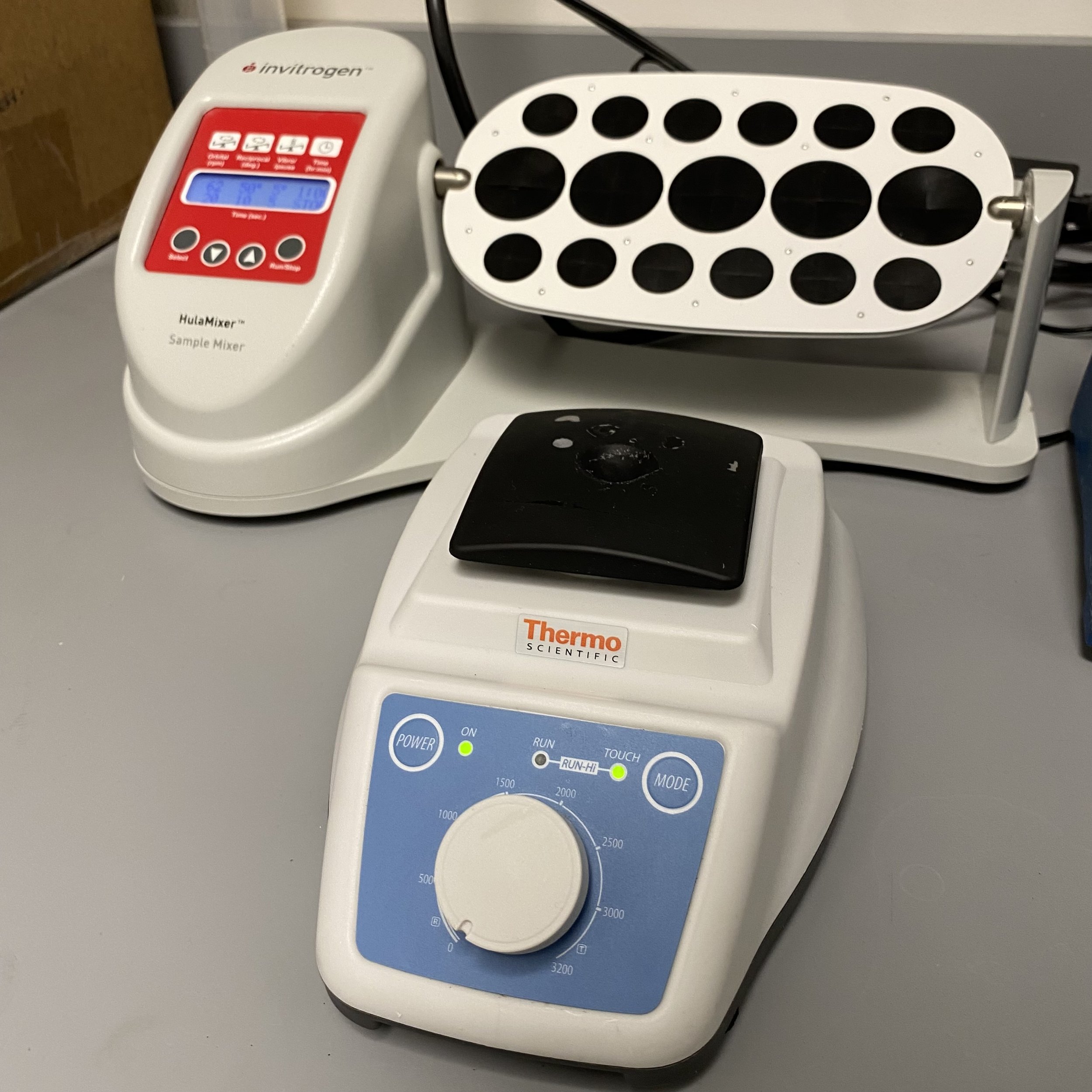 HulaMixer™ & Thermo Scientific LP Vortex Mixer