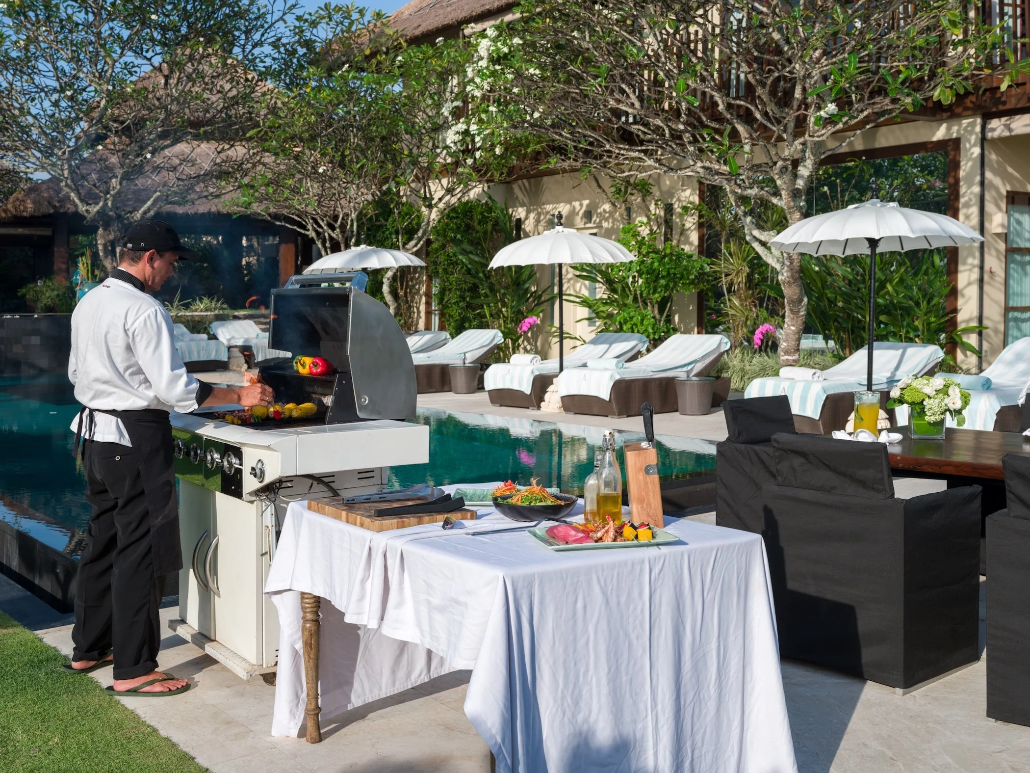VillaAmbra_24_Outdoor BBQ.jpg