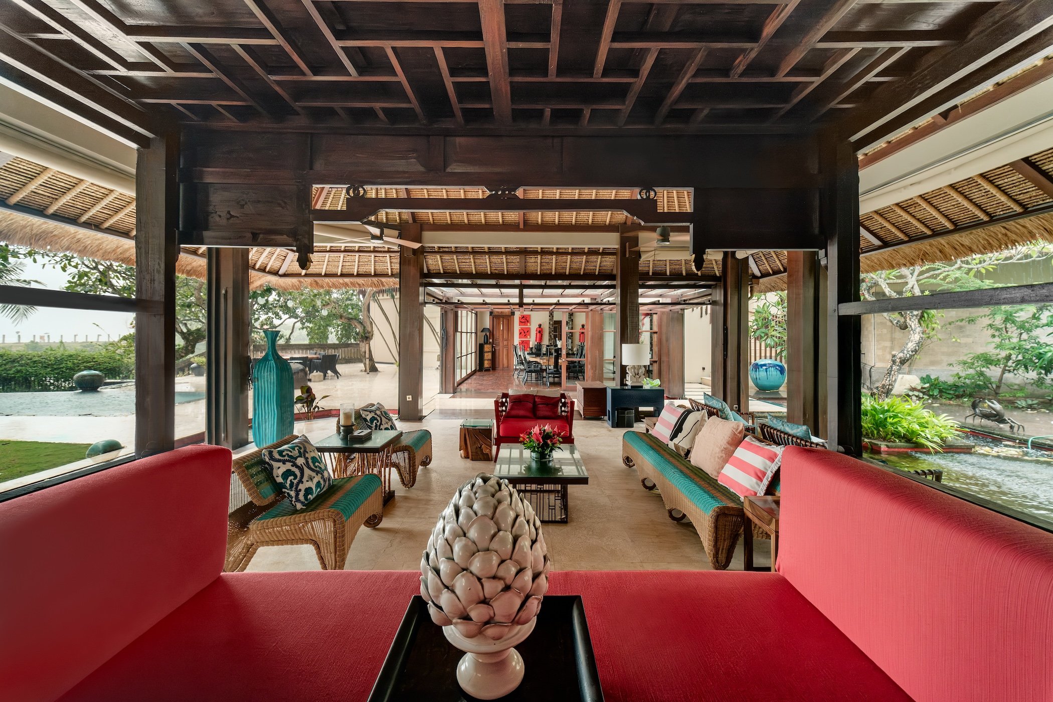 VillaAmbra_05_Living Area.jpg