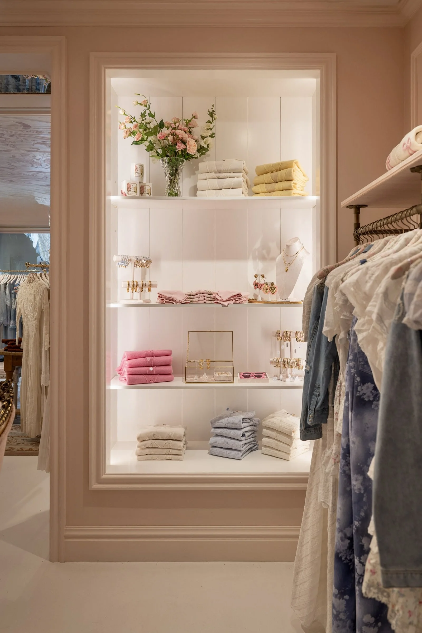 4_20250322_Aspen_StoreOpening_CCampbell_2981.jpg
