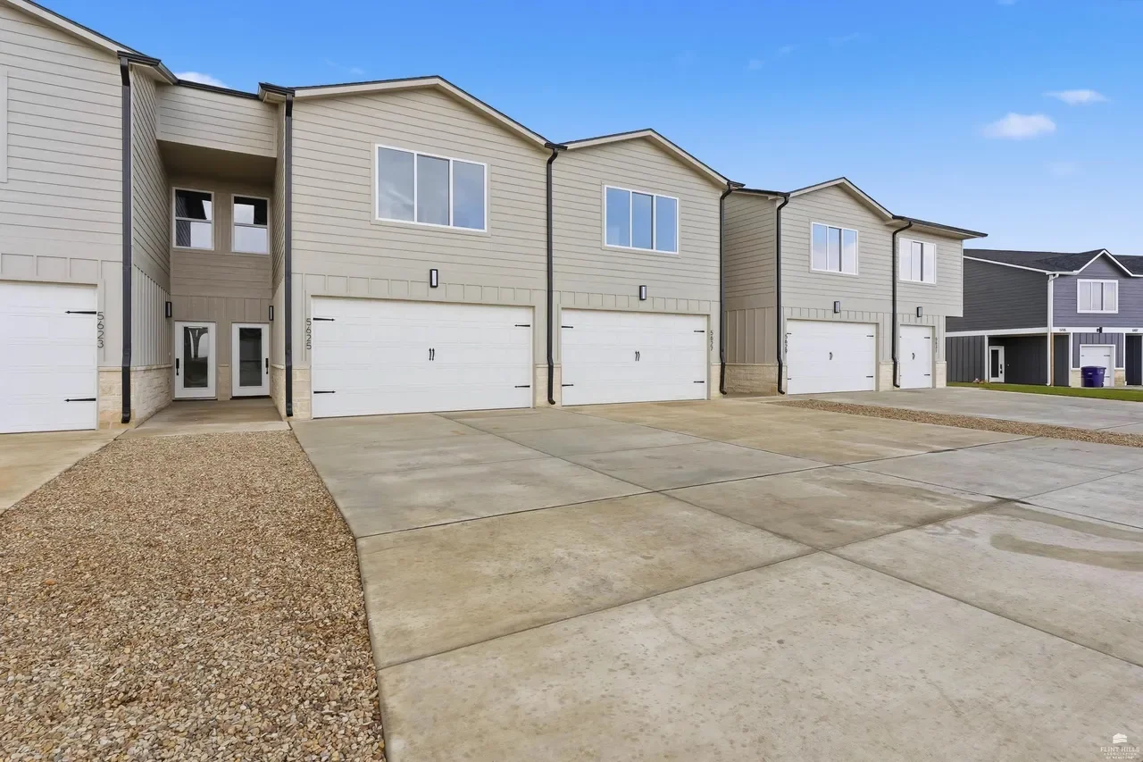 House for Sale Manhattan Kansas