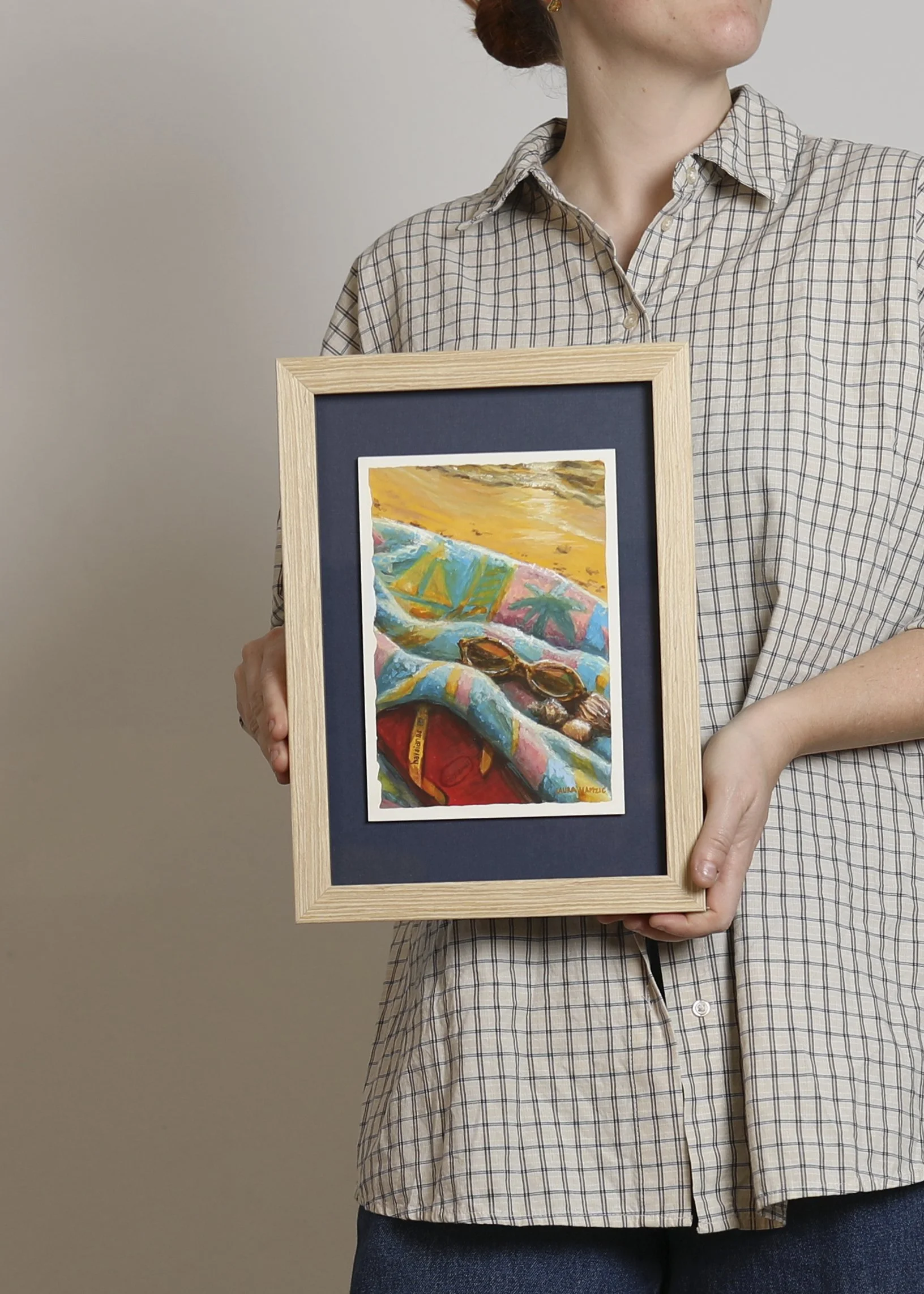 HoldingArtworkImage 30.jpg