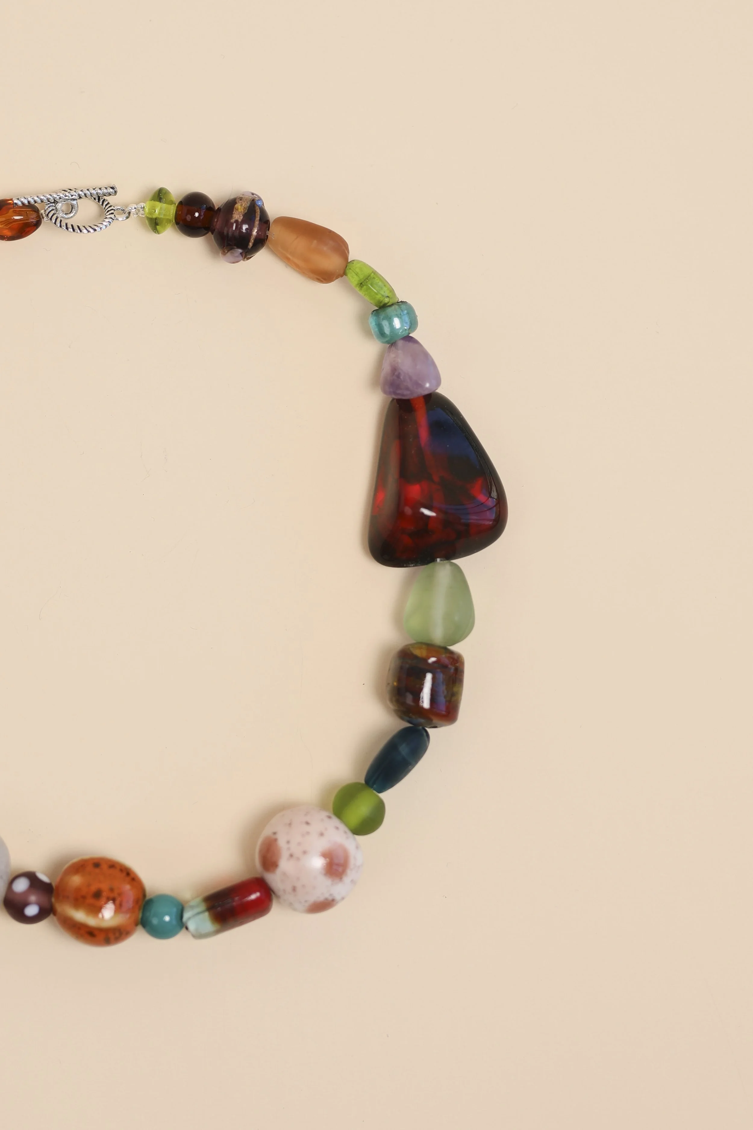 Necklace-AutumnFalling 6.jpg