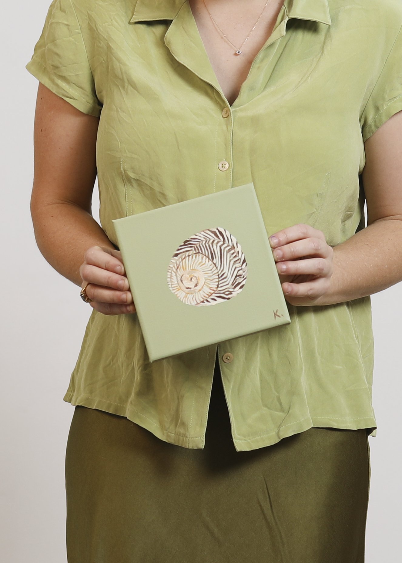 SmallThings-Holding 59.jpg