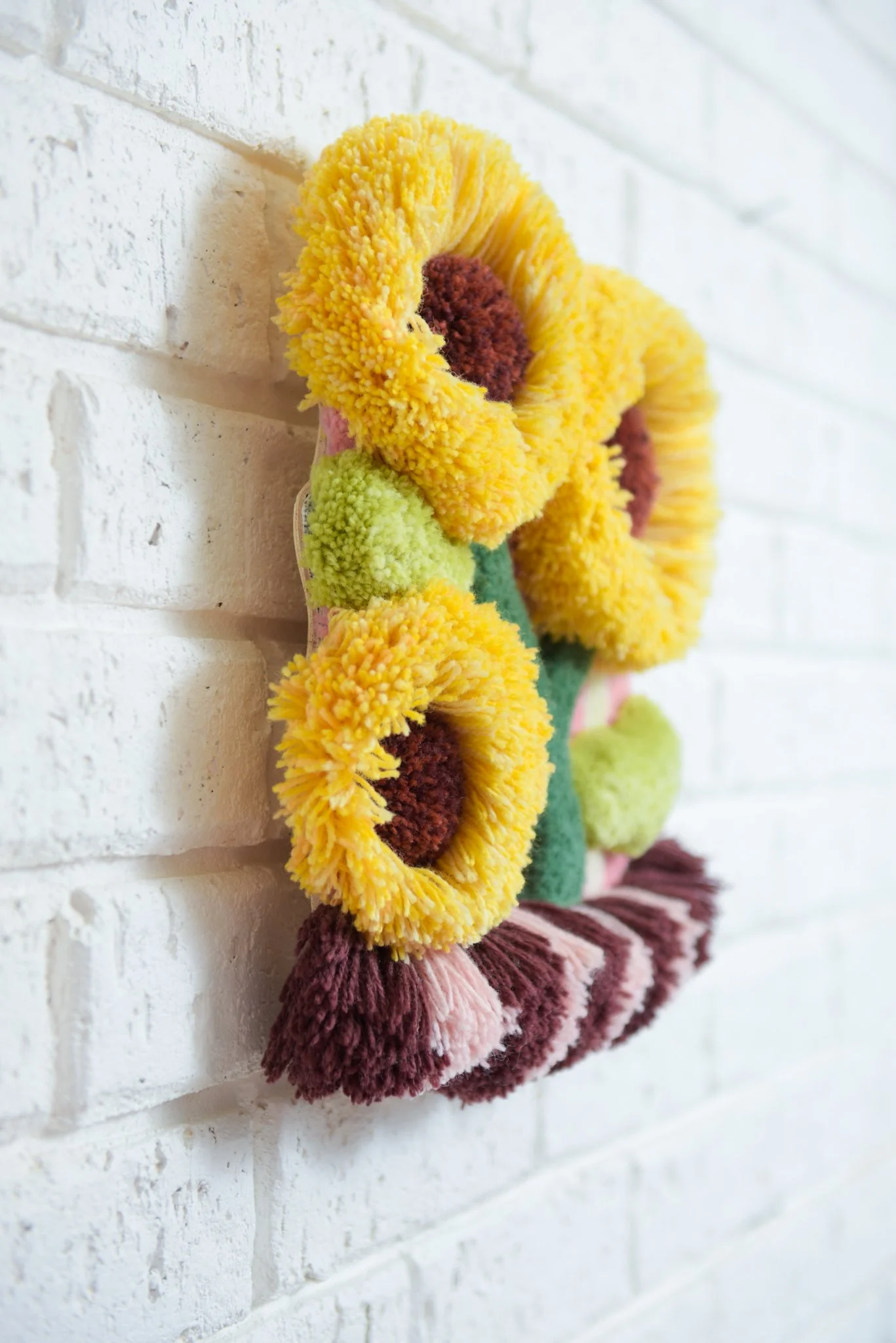 LoopLAB_OlgaZwart_SunflowerFloat_Wool_on_wood_frame_33cm_31cm_$499-4.jpg