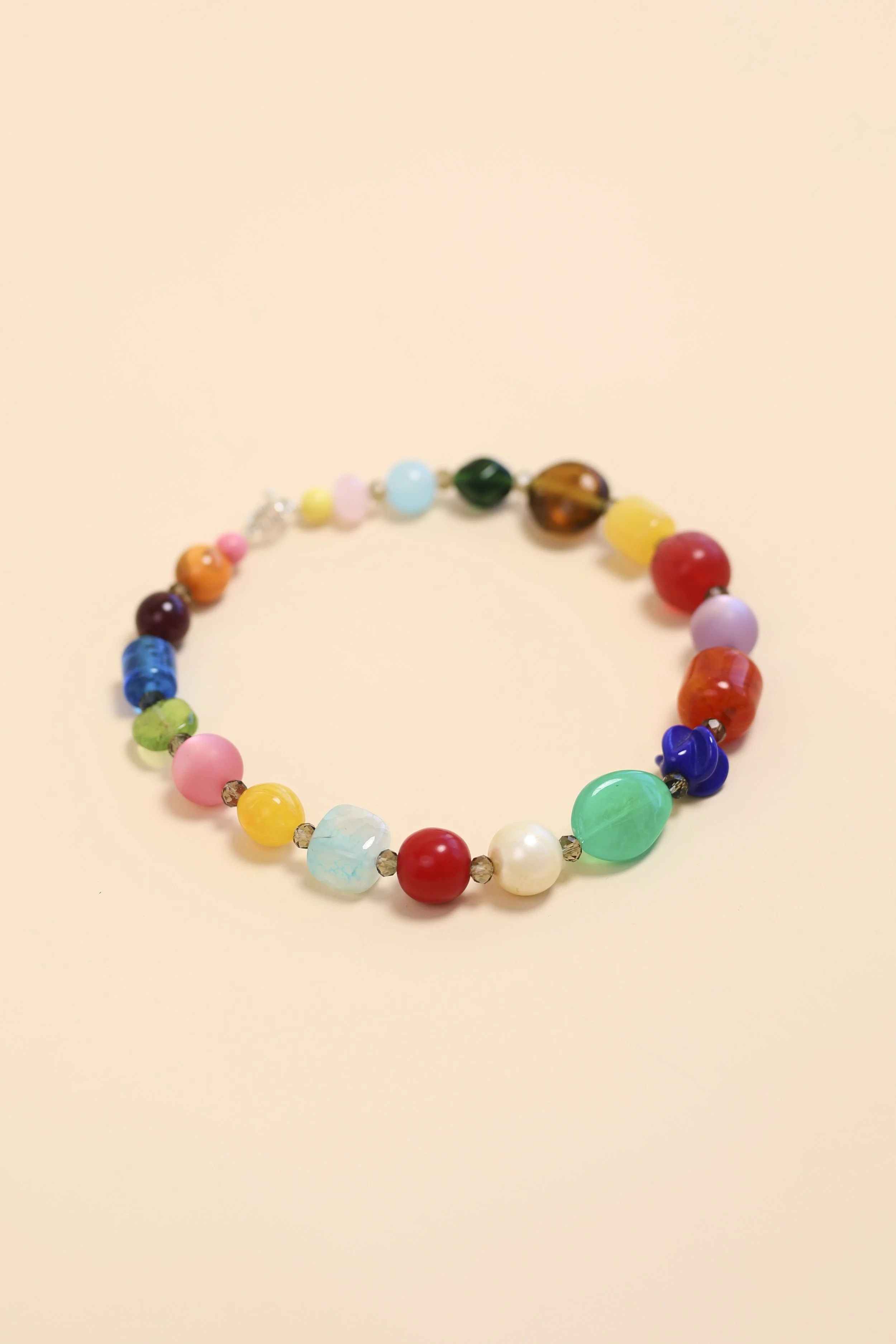 Necklace-SpaceBetween 3.jpg