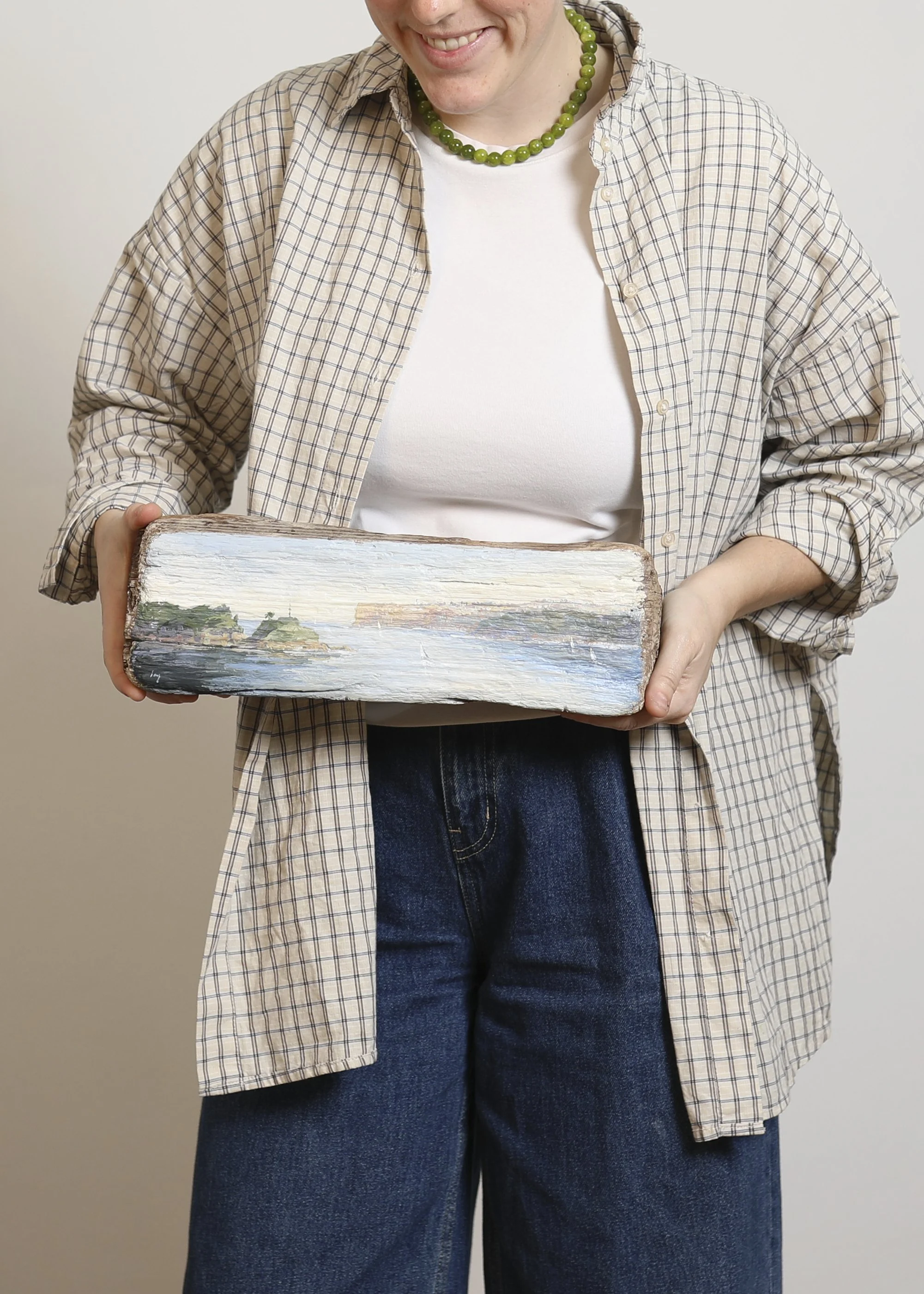 HoldingArtworkImage 70.jpg