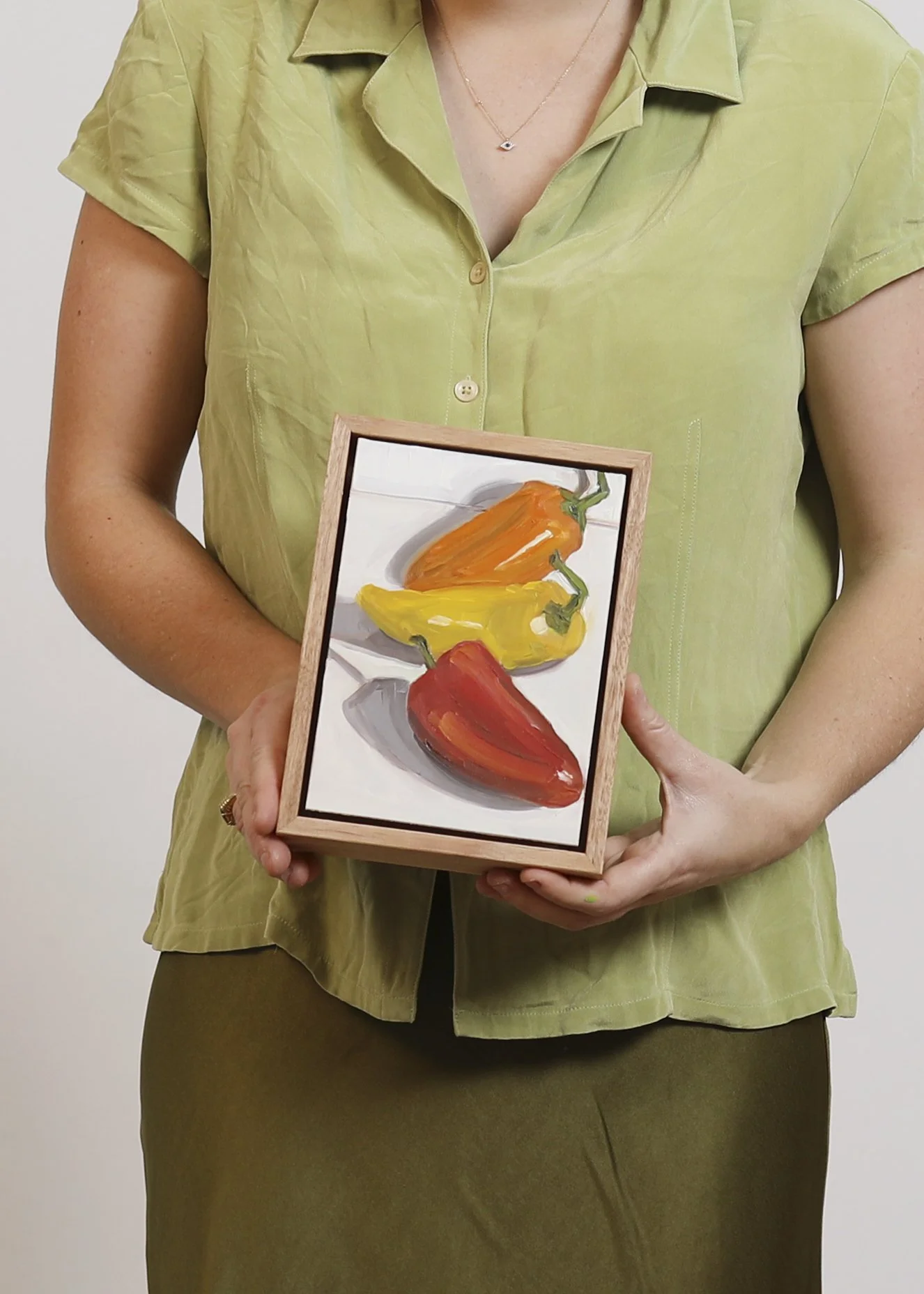 SmallThings-Holding 45.jpg