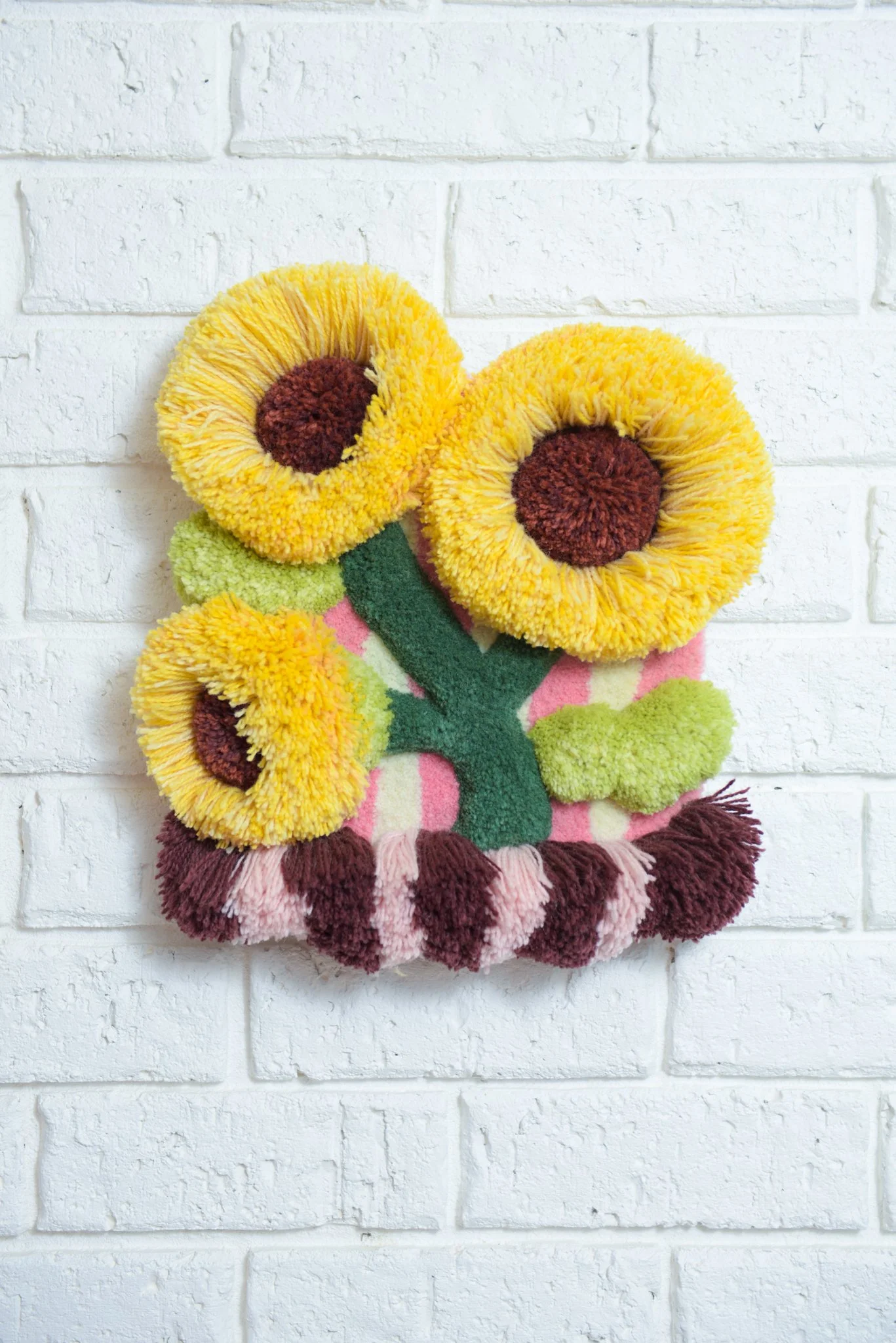 LoopLAB_OlgaZwart_SunflowerFloat_Wool_on_wood_frame_33cm_31cm_$499-1.jpg