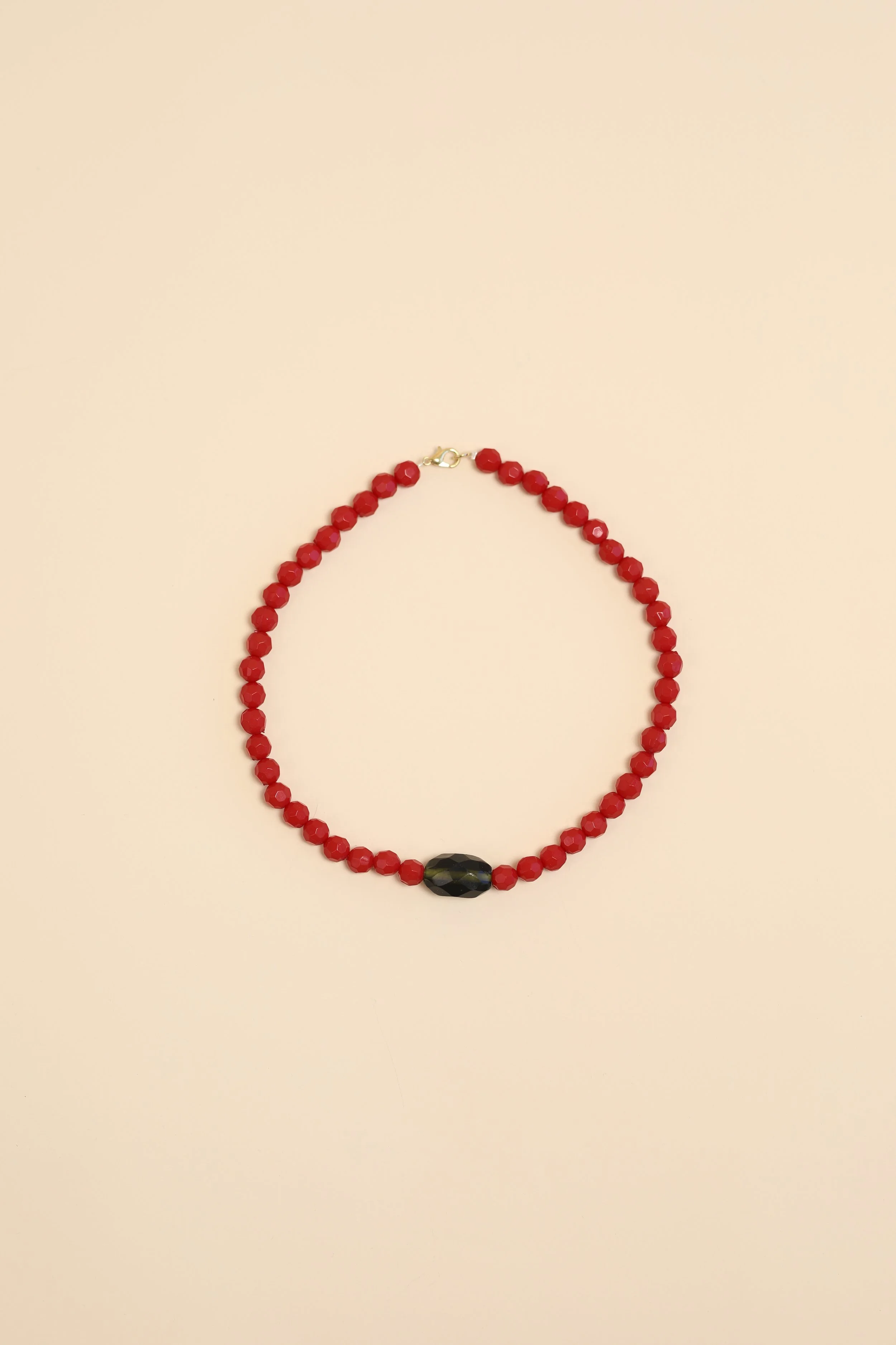 Necklace-LadyinRed.jpg