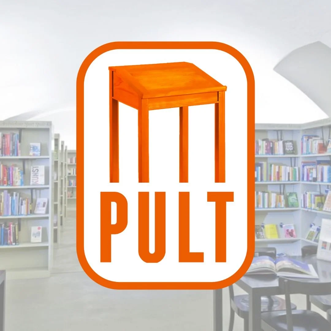 Pult: Stilles Schreiben in der Stadtbibliothek Aarau