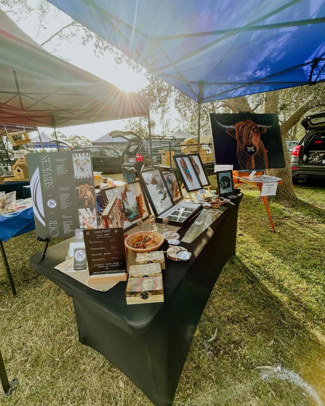 Find us down at Tooradin Market 📍

Only a few stalls down from the memorial rock, across from the plant guy &hellip;. I do not need more plants 🪴&hellip; maybe if I say it enough, I&rsquo;ll believe it 🤭

Here until 2pm! 

#tooradin #sunday #sunda