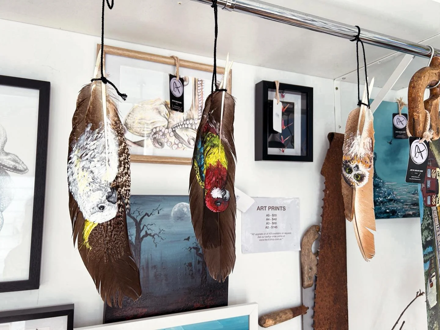 Ok, so maybe I got some new feathers drying&hellip; not sure if they&rsquo;ll be dry and ready to frame for tomorrow&rsquo;s market, but they&rsquo;ll definitely be at the next if they don&rsquo;t make it to Tooradin!

Maybe I might get a chance to s