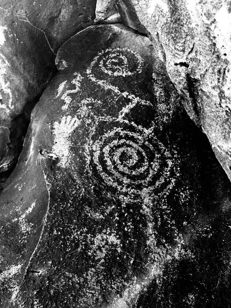 Petroglyphs sante fe 1.jpg