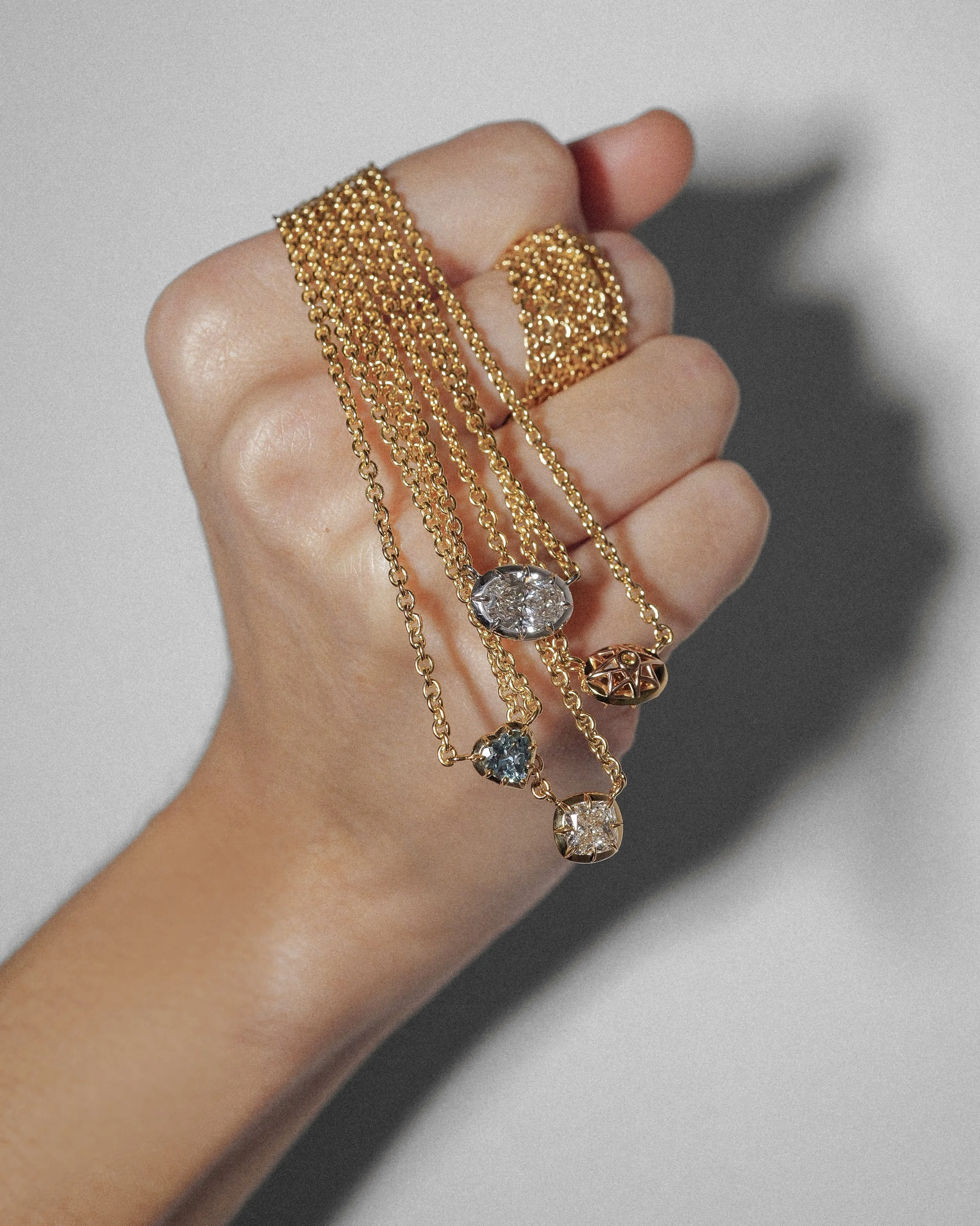 MR MACRO CDC HRT PDT LR.jpg