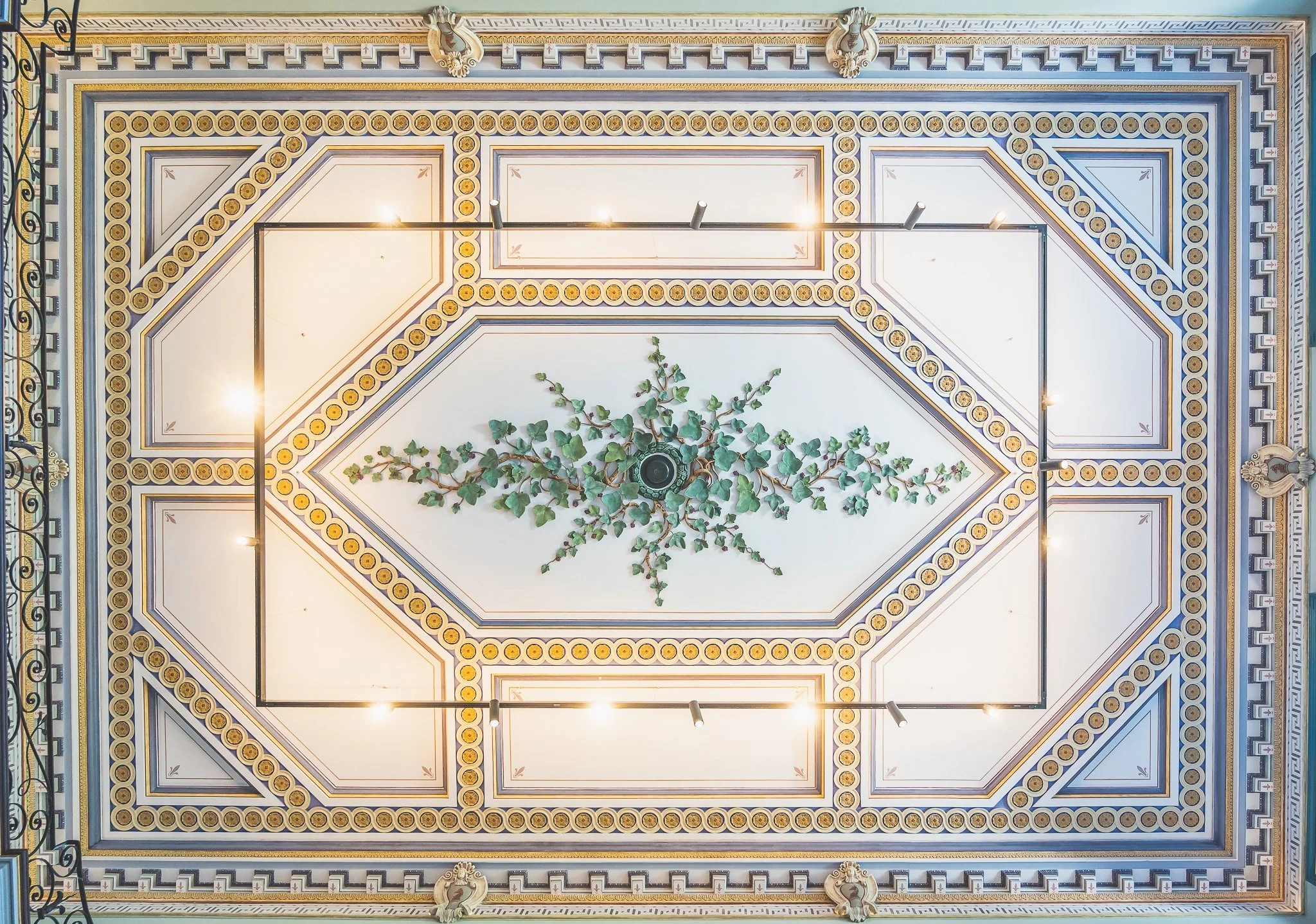 Hallway ceiling.jpg