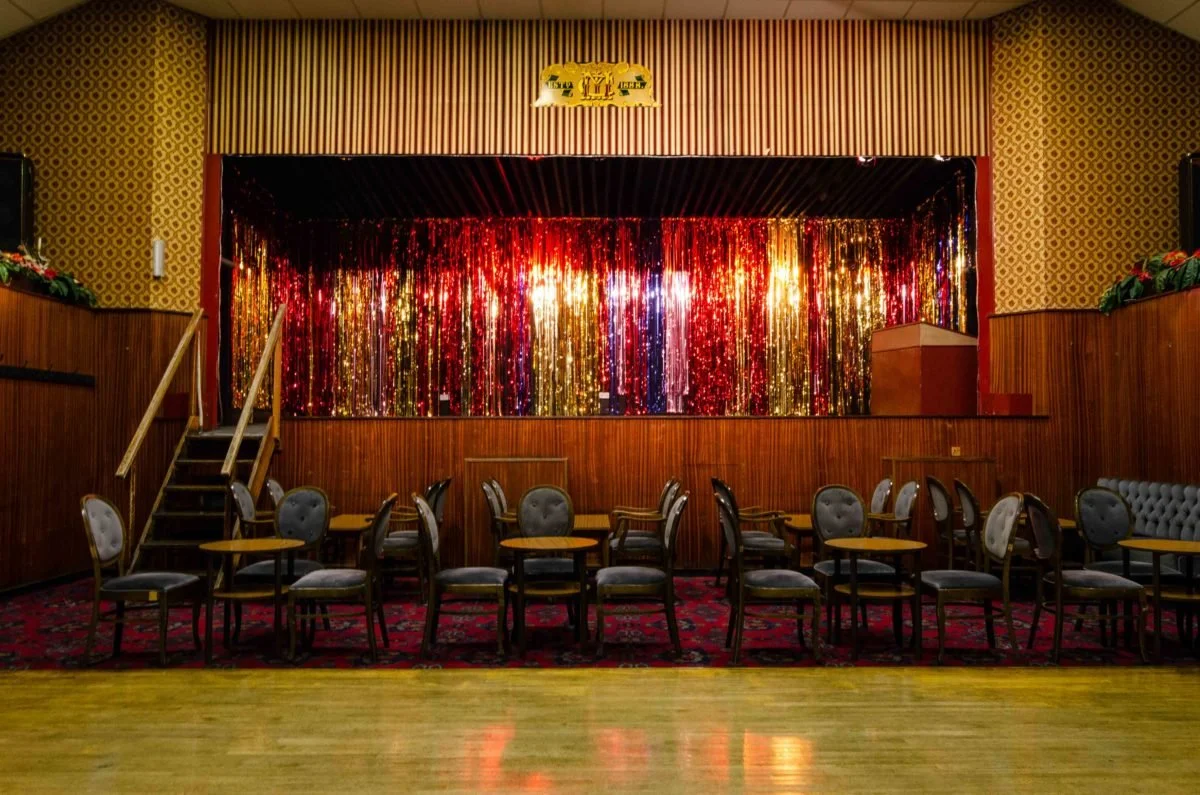 IND_019

 Location - East London     Size - Enquire  

 Vintage, Retro, Wooden floor, Commercial, Retro 
 East London 

 https://images.squarespace-cdn.com/content/v1/64620b0575ea8d4e29a55a87/22ff5230-d70f-4563-bb63-349ba9fdcd72/11.jpeg?format=1500w 