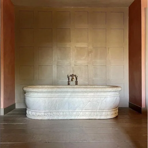 Traditional

 Heritage interiors with period features and timeless appeal   