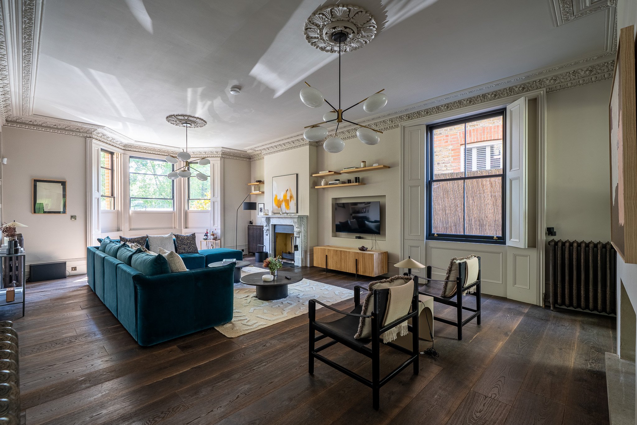 LHO_019

 Location -North London     Style - Victorian 

 London House 
 North London 


 https://images.squarespace-cdn.com/content/v1/64620b0575ea8d4e29a55a87/40347a05-f905-478a-b122-5d5c8bb0228b/LL00015.jpeg?format=1500w 
 https://images.squarespa