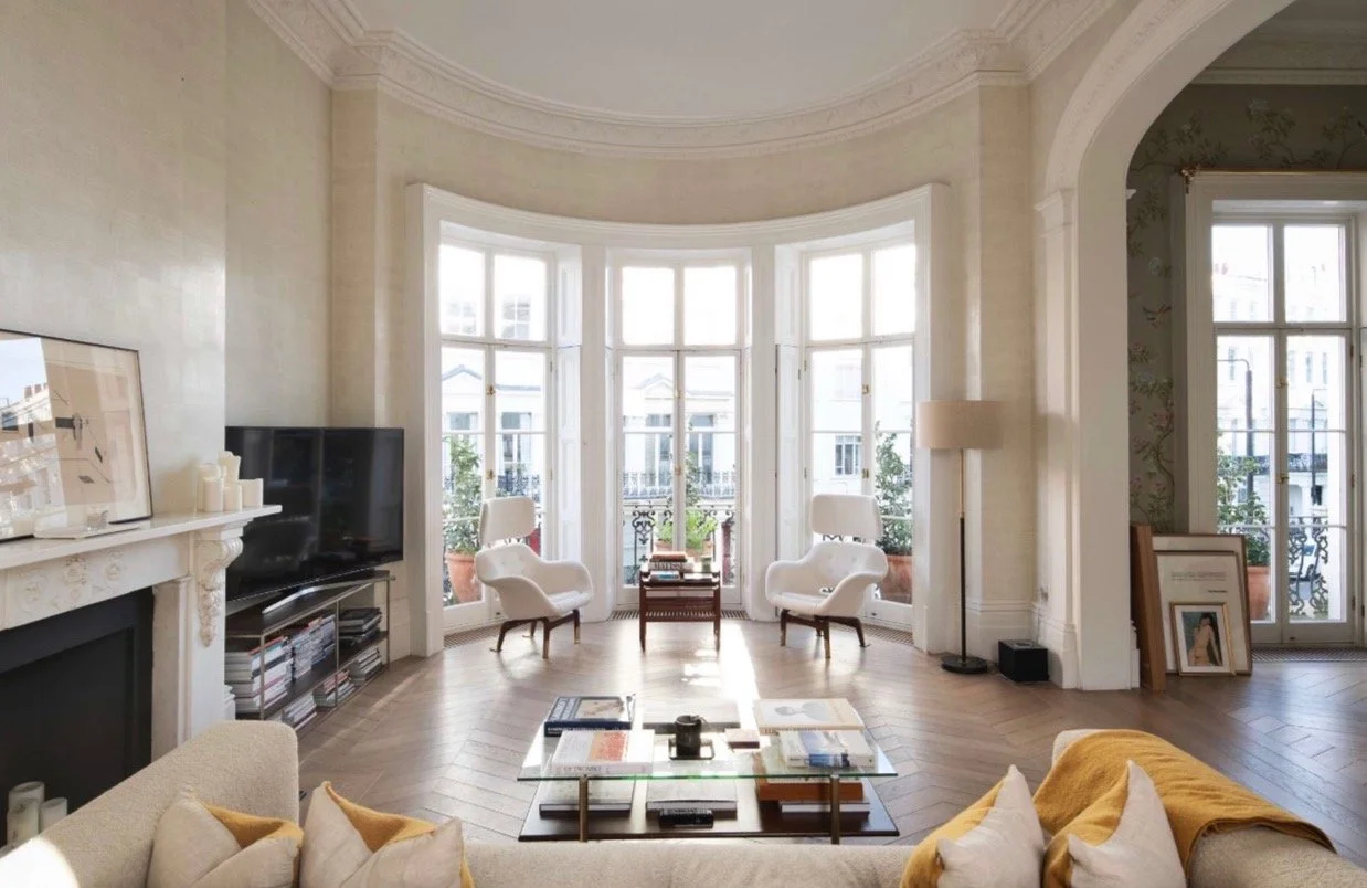 LHO_021

 Location -West London     Style - Victorian 

 London House 
 West London 


 https://images.squarespace-cdn.com/content/v1/64620b0575ea8d4e29a55a87/1787691078076-8TXREC6RVJK4YQTA232X/LL00006.jpg?format=750w 
 https://images.squarespace-cdn