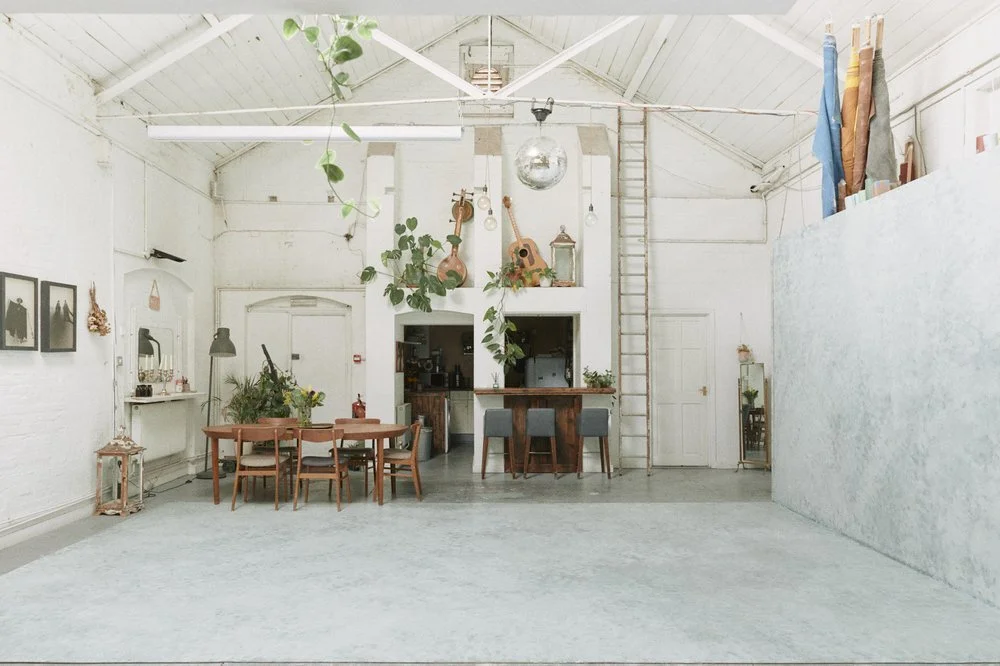 STU_007

 Location - North London     Size - 1,500 sq ft  


 Studio, Warehouse 
 North London 

 https://images.squarespace-cdn.com/content/v1/64620b0575ea8d4e29a55a87/913551e0-225e-4b1a-98be-085cb597c684/2.jpg?format=1500w 
 https://images.squaresp