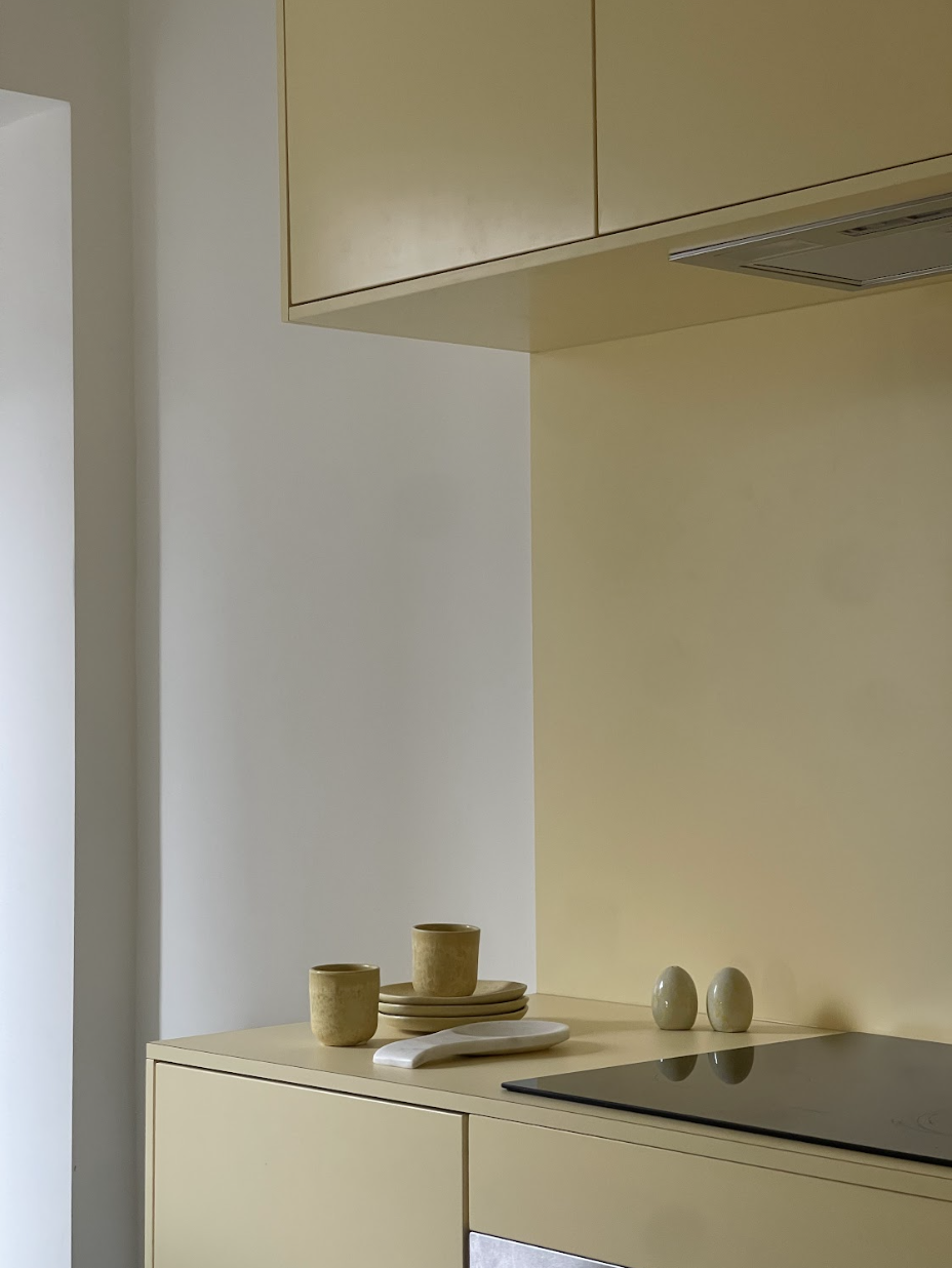 LHO_016

 Location -East London     Style - Contemporary 

 London House 
 East London 


 https://images.squarespace-cdn.com/content/v1/64620b0575ea8d4e29a55a87/7bf1ea3f-a723-4126-bf26-65e4d9893f4c/LL00018.png?format=750w 
 https://images.squarespac