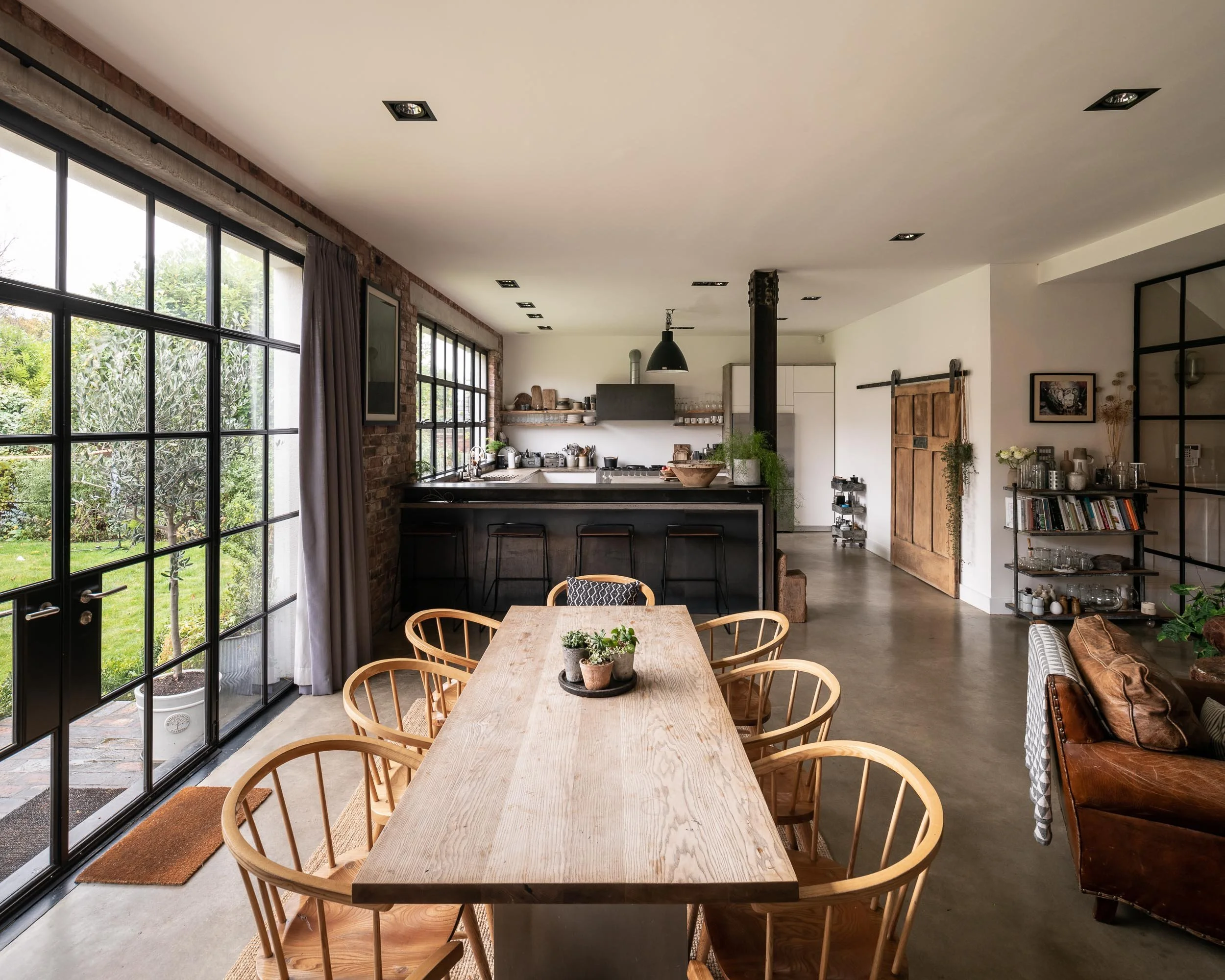 Kitchen of a Elegant Victorian House located in Birmingham