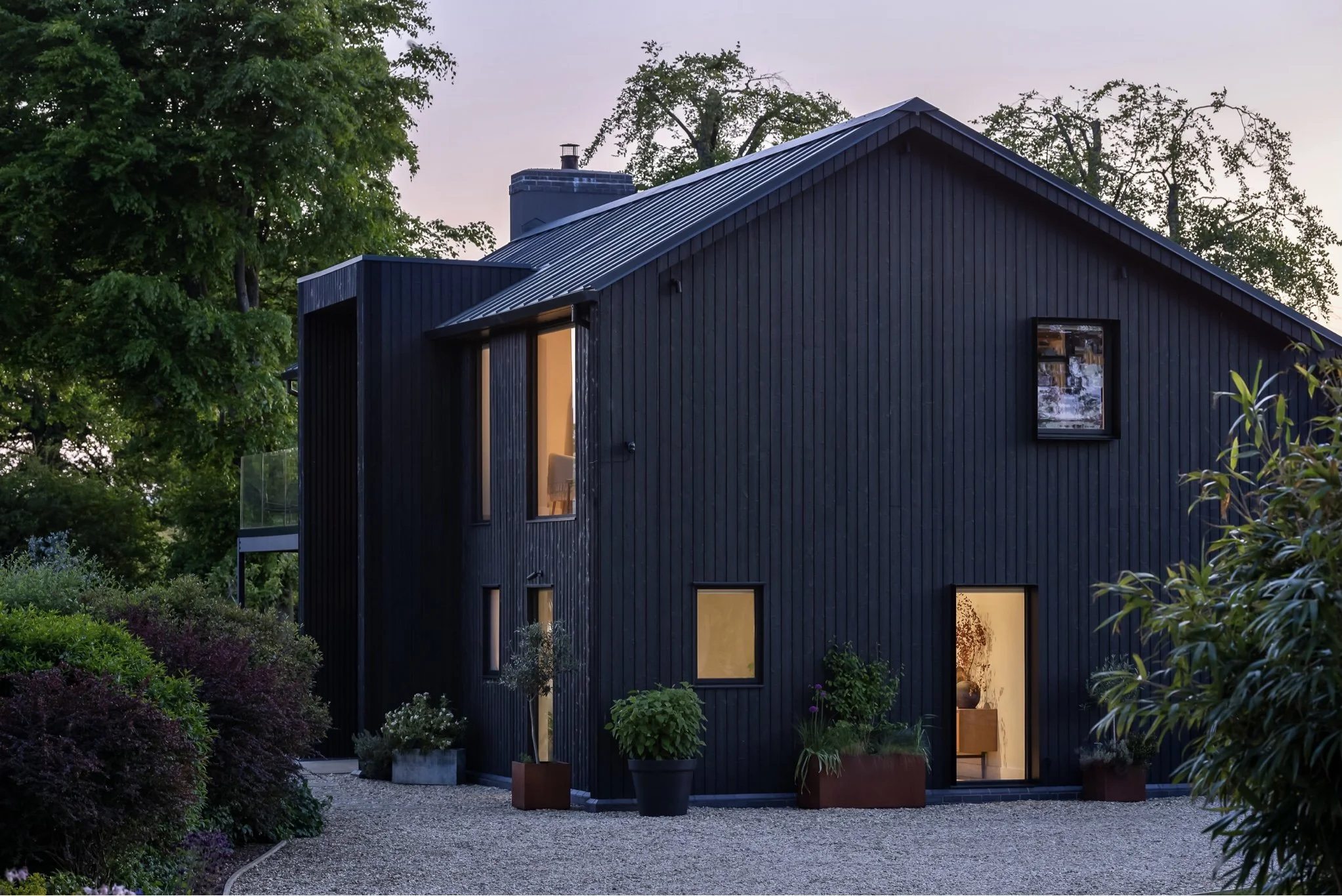 UK_016

 Location -Shropshire     Style - Timber Clad  


 UK house  
 Shropshire 

 https://images.squarespace-cdn.com/content/v1/64620b0575ea8d4e29a55a87/c09b97f3-e4ff-4abc-a5f6-0b0af00c61b0/LL00053.jpeg?format=1500w 
 https://images.squarespace-cd