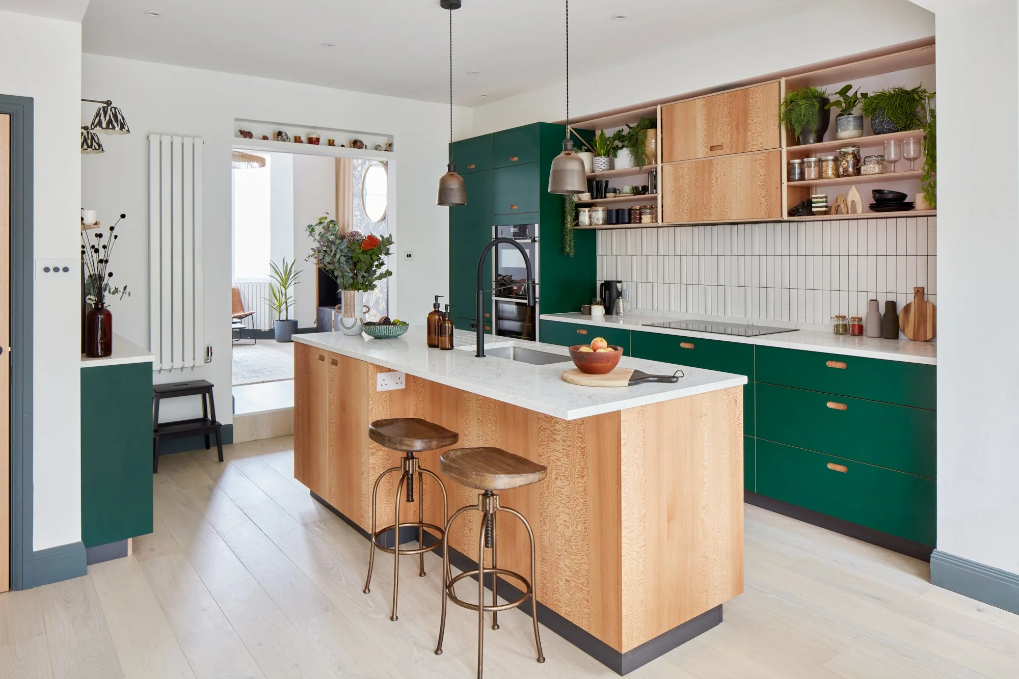 LHO_003

 Location - South East London     Style - Victorian  

 London House  
 South East London 

 https://images.squarespace-cdn.com/content/v1/64620b0575ea8d4e29a55a87/ea61bf63-6575-4232-9f0a-5a30cf1e4209/3.+Palace+Square+002A+LH.jpg?format=1500