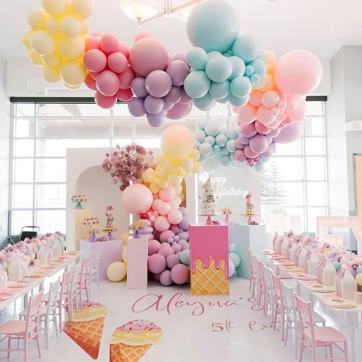 ITEM #30:

SHAPE: ORGANIC WITH BACKDROP:
Colors?
Theme?

Give us a Call or Fill out our Form. We can customize a Design for you!

Send us an Email: info@garnished-events.com. INCLUDE: Item Number and Color Scheme. Budget. Date of Event. City & State.