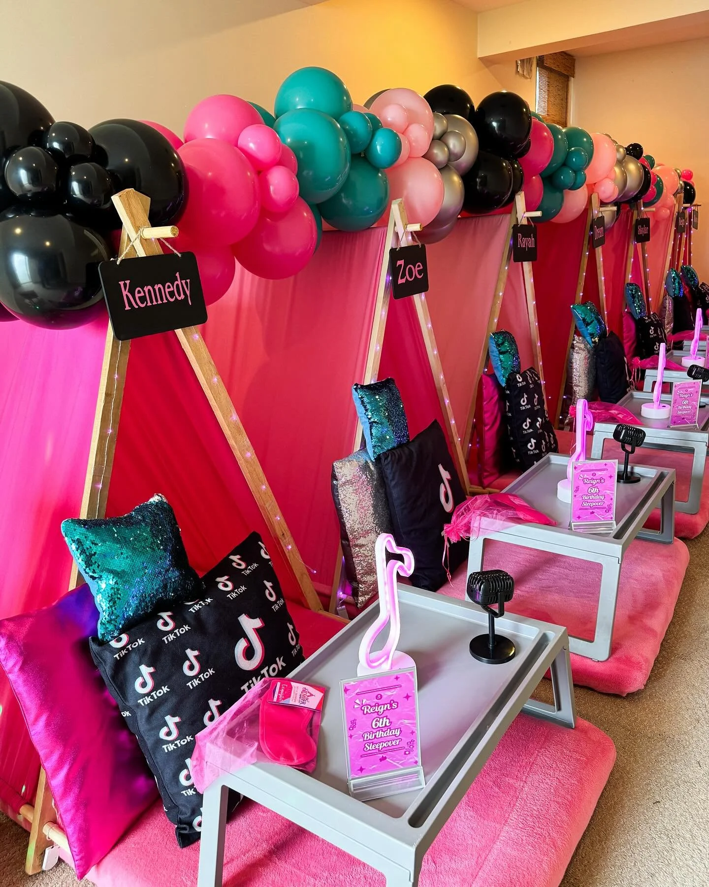 ITEM #724: TeePees with Balloon Garlands and full Teepee set-ups.  

Theme? Give us a Call or Fill out our Form. We can customize a Design for you! Send us an Email: info@garnished-events.com. INCLUDE: Item Number and Color Scheme. Budget. Date of Ev